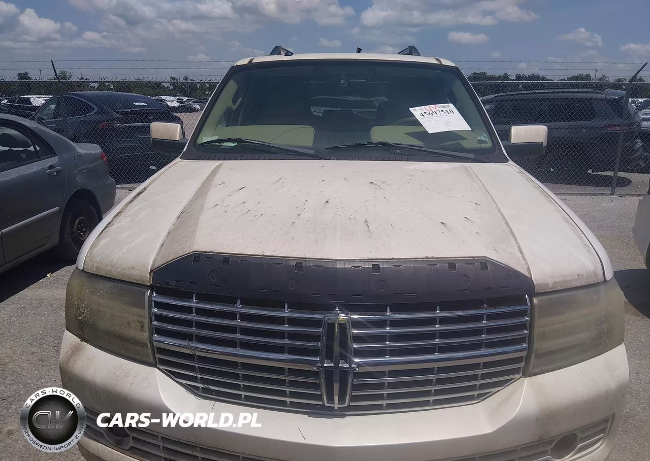 2007 Lincoln Navigator Ultimate VIN:5LMFU275X7LJ20482 - 6