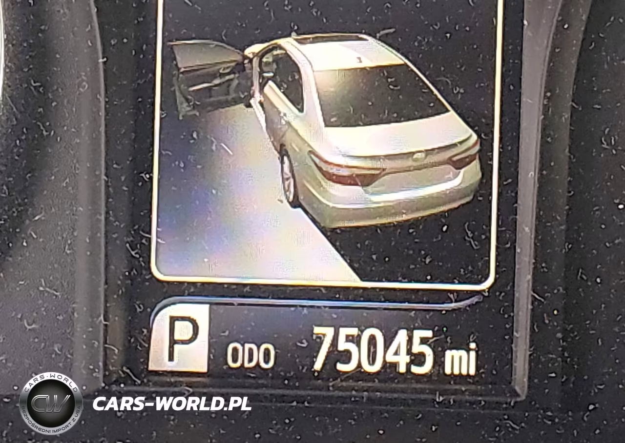 2016 Toyota Camry Le VIN:4T1BF1FK2GU606016 - 15