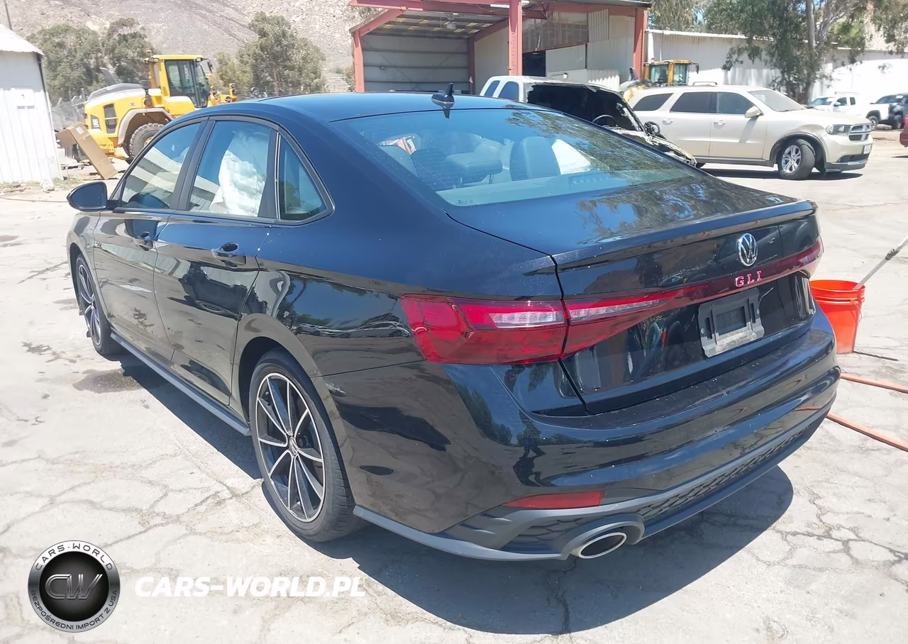 2025 Volkswagen Jetta Gli 2.0T Autobahn VIN:3VW2T7BU5SM066100 - 3