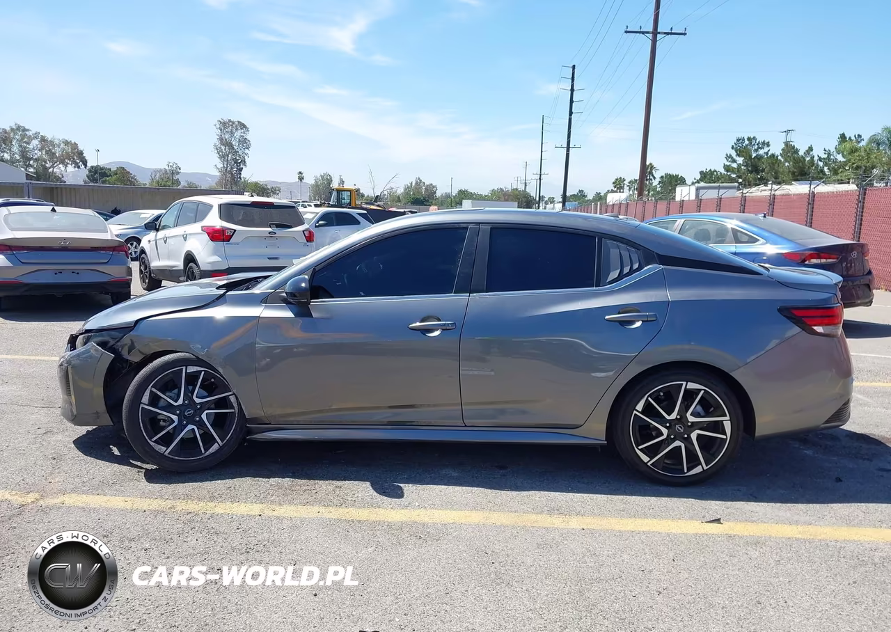2025 Nissan Sentra Sr VIN:3N1AB8DV7SY331382 - 15
