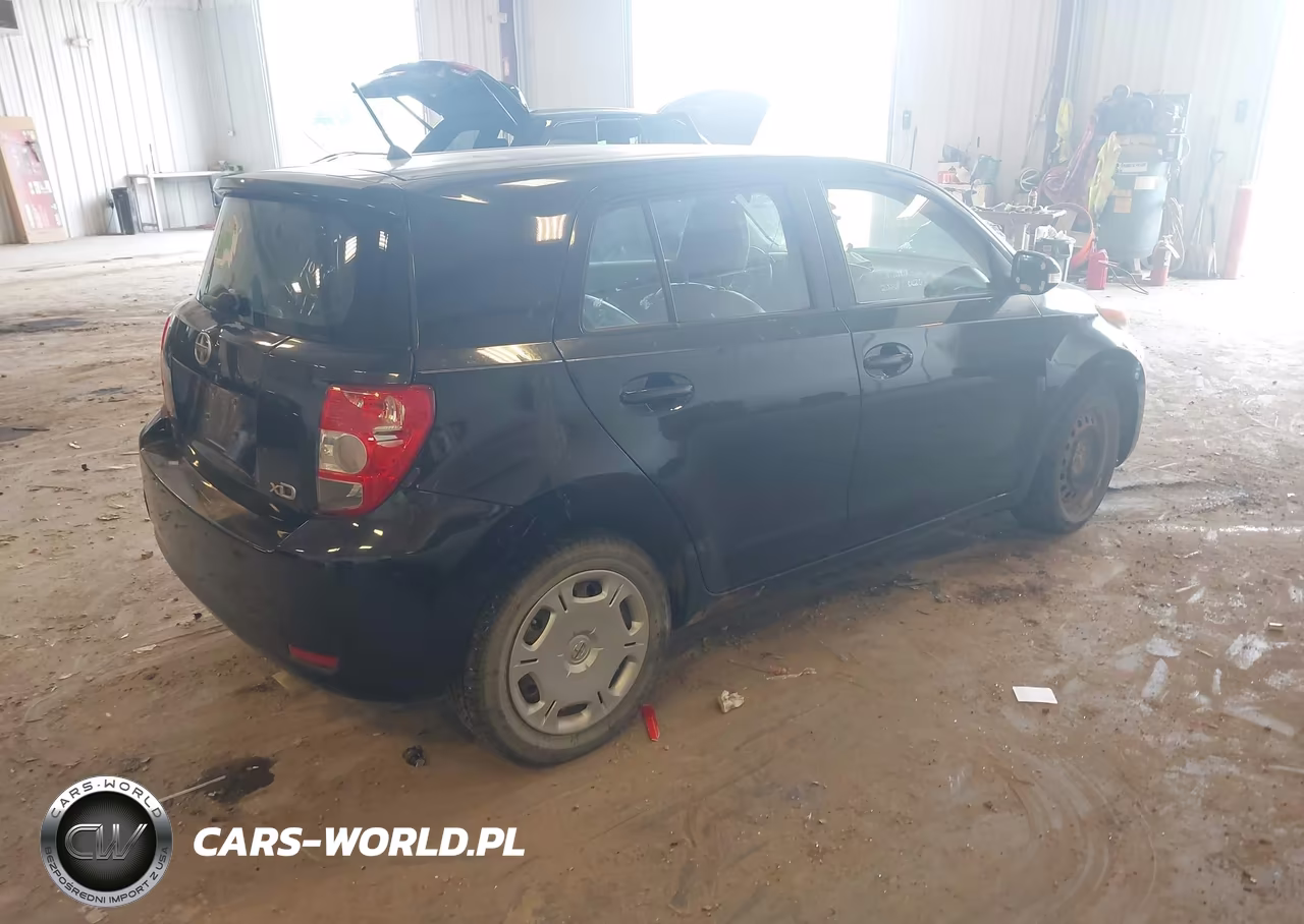 2010 Scion Xd VIN:JTKKU4B46AJ055917 - 4