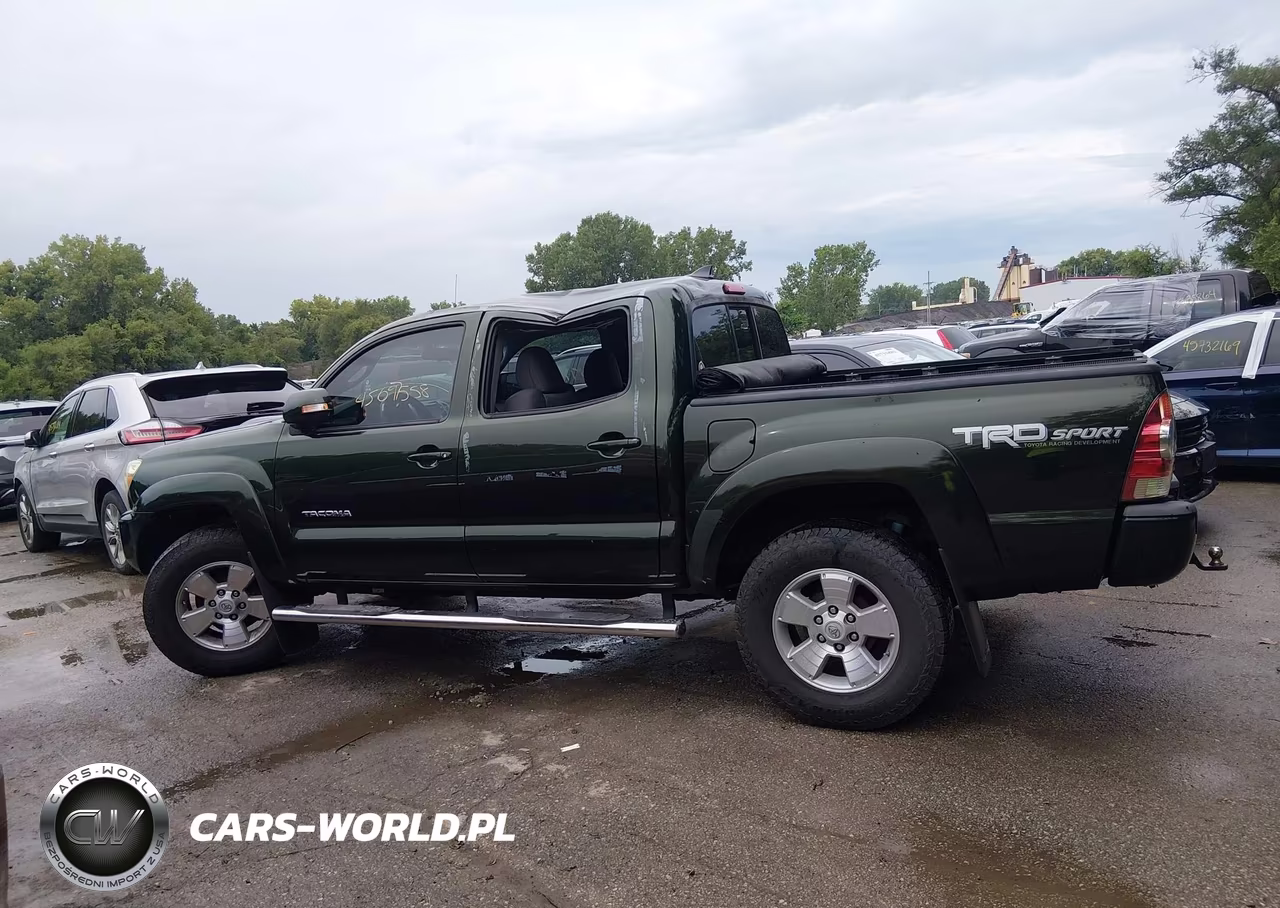 2014 Toyota Tacoma Base V6 VIN:5TFLU4EN0EX108470 - 15