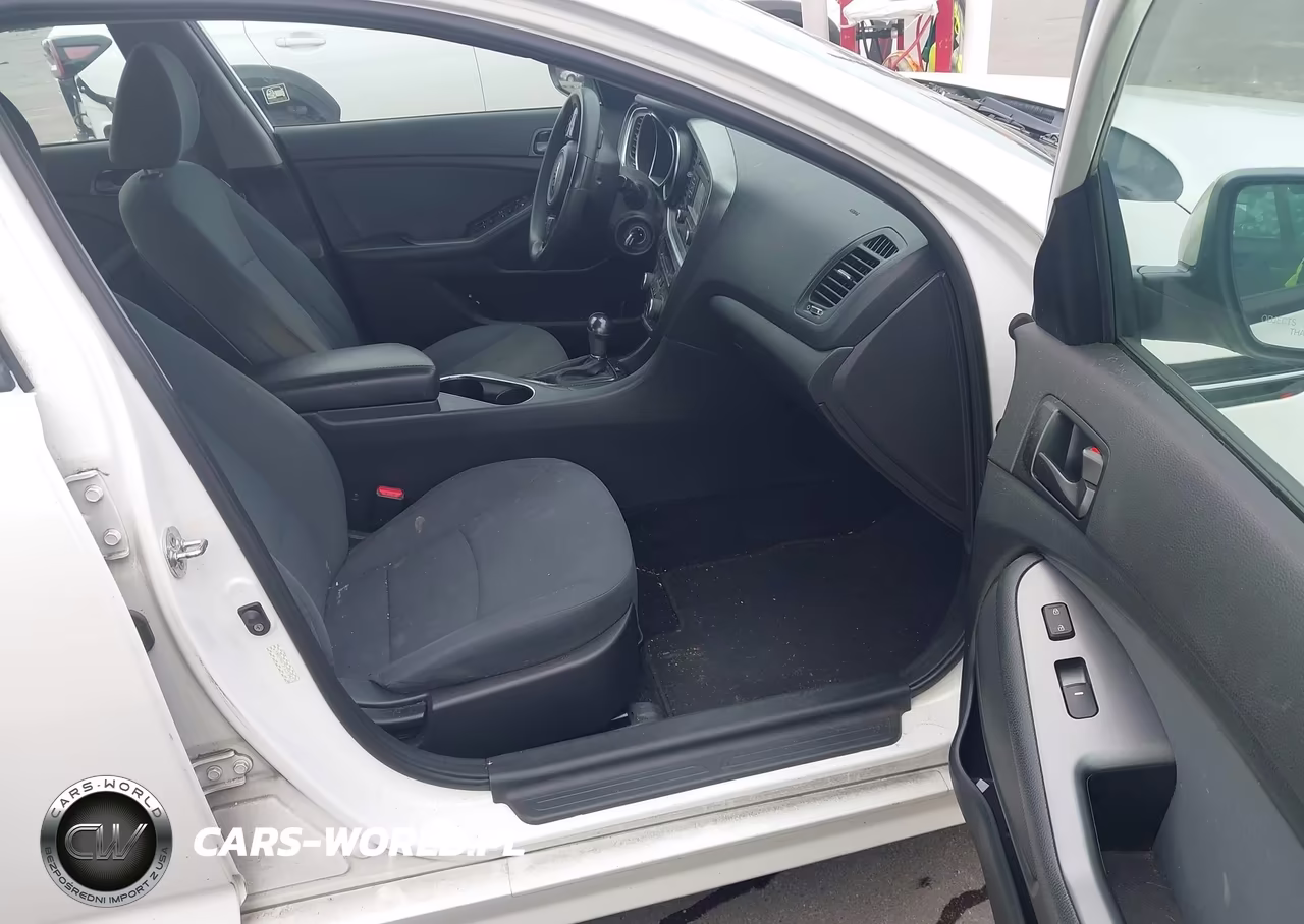 2015 Kia Optima Lx VIN:KNAGM4A75F5557047 - 5