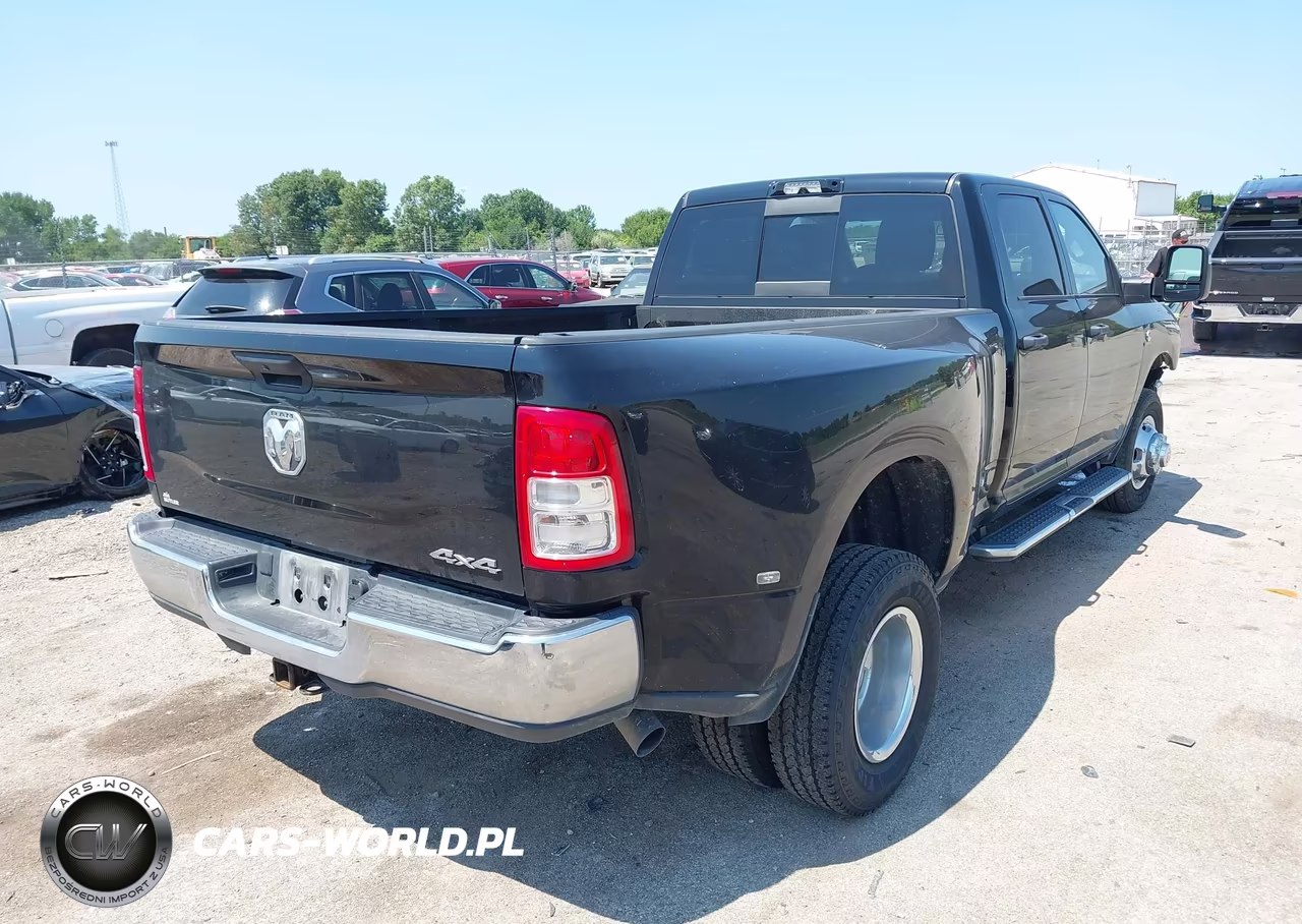 2024 Ram 3500 Tradesman 4X4 8' Box VIN:3C63RRGL1RG256154 - 4