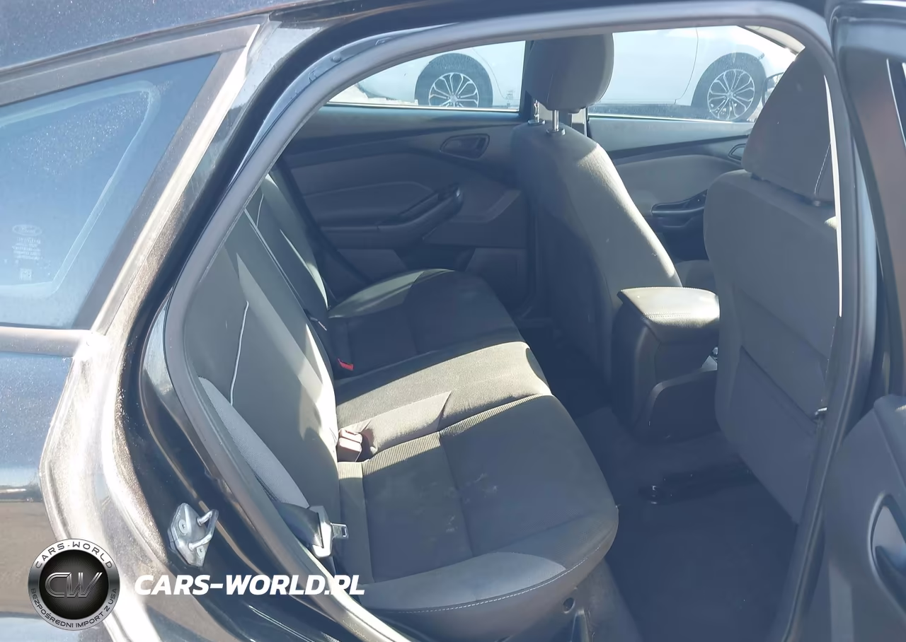 2012 Ford Focus Se VIN:1FAHP3K24CL417208 - 8