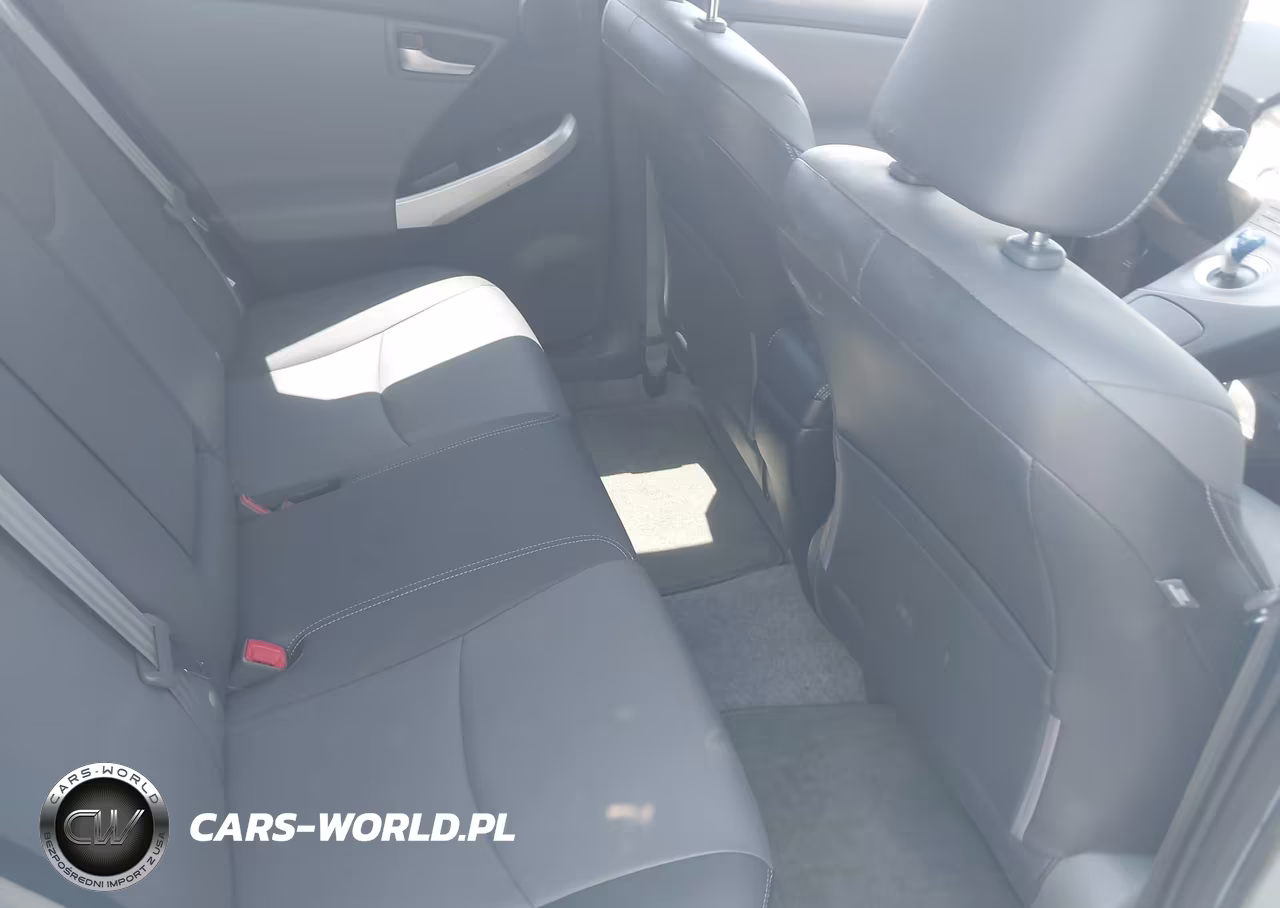 2012 Toyota Prius Four VIN:JTDKN3DU4C5390522 - 8