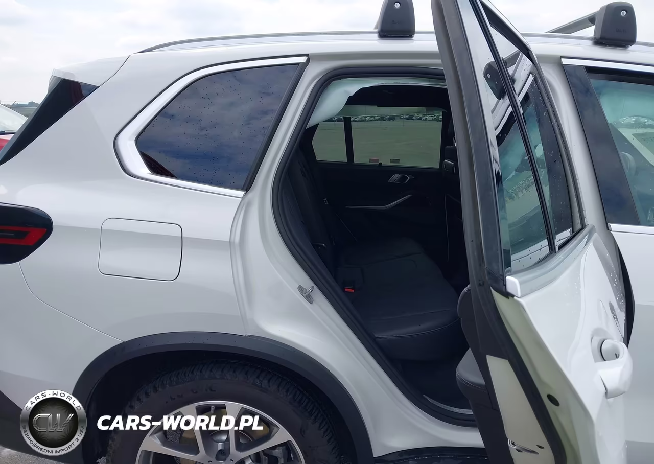 2025 BMW X5 xDrive40I VIN:5UX23EU00S9Y30451 - 8