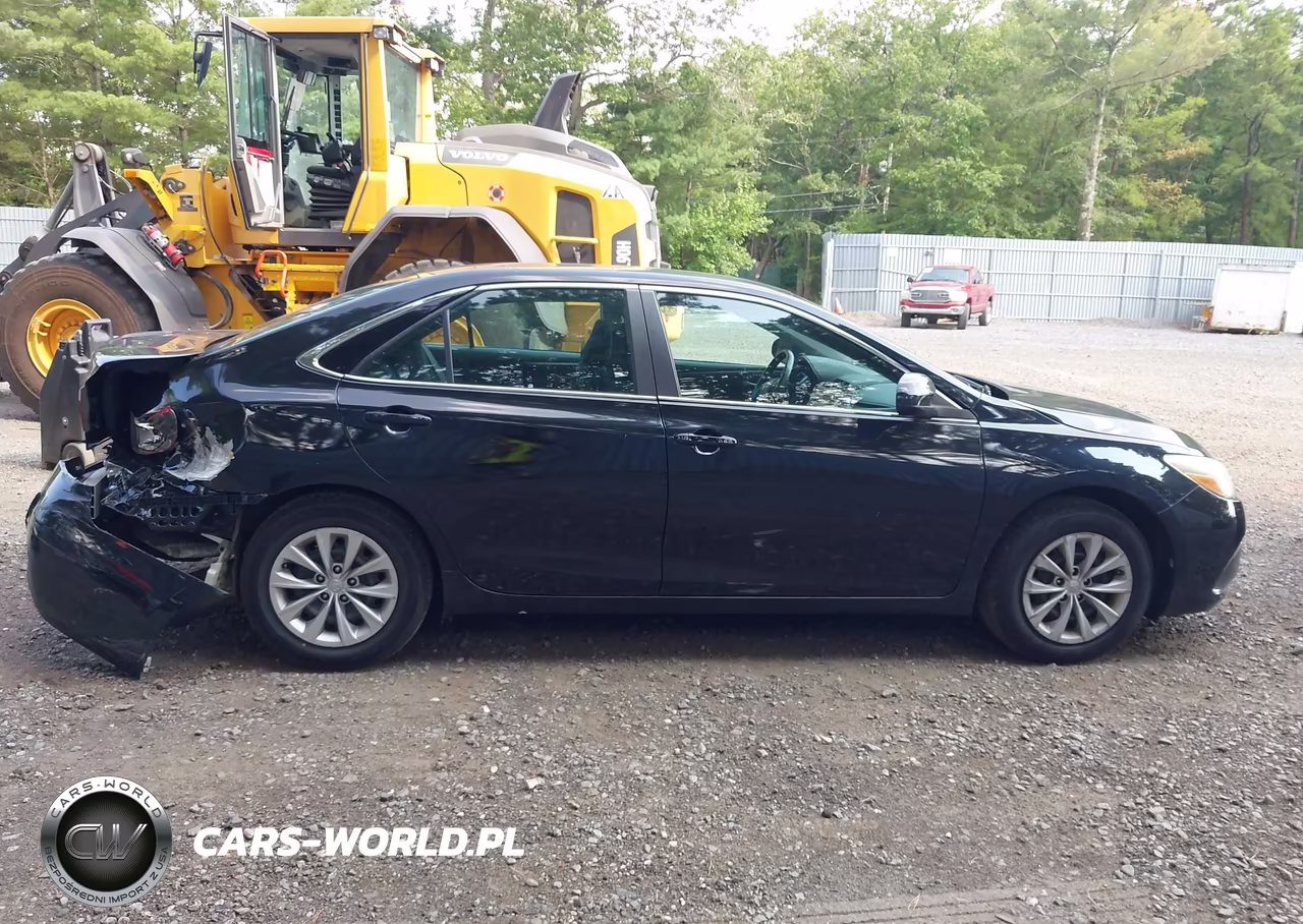 2017 Toyota Camry Le VIN:4T1BF1FK5HU378627 - 13
