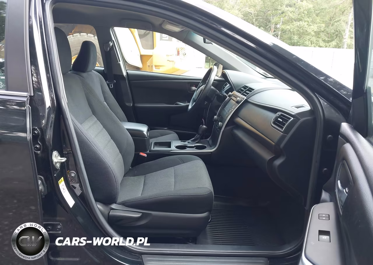 2017 Toyota Camry Le VIN:4T1BF1FK5HU378627 - 5