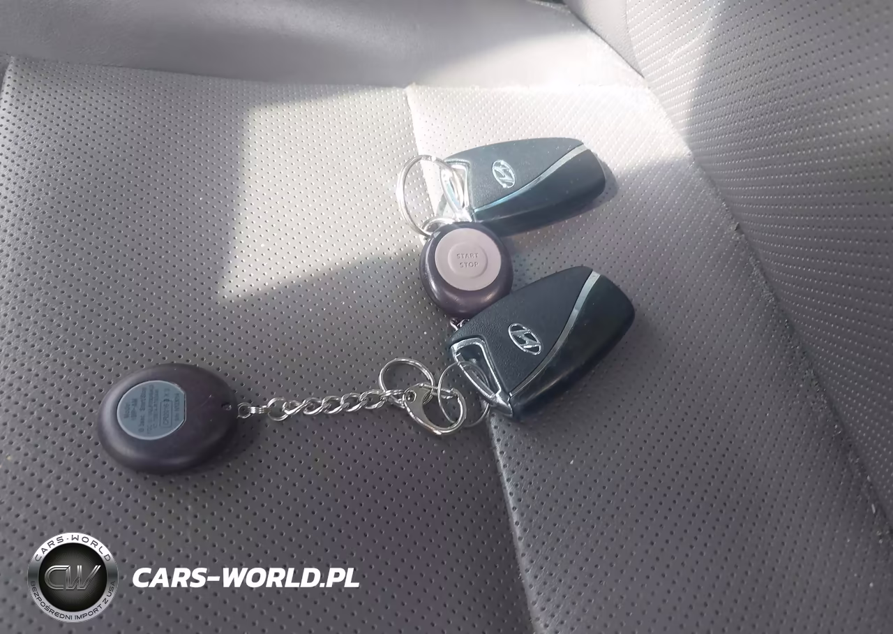 2018 Hyundai Santa Fe Sport 2.4L VIN:5NMZUDLB1JH103252 - 11