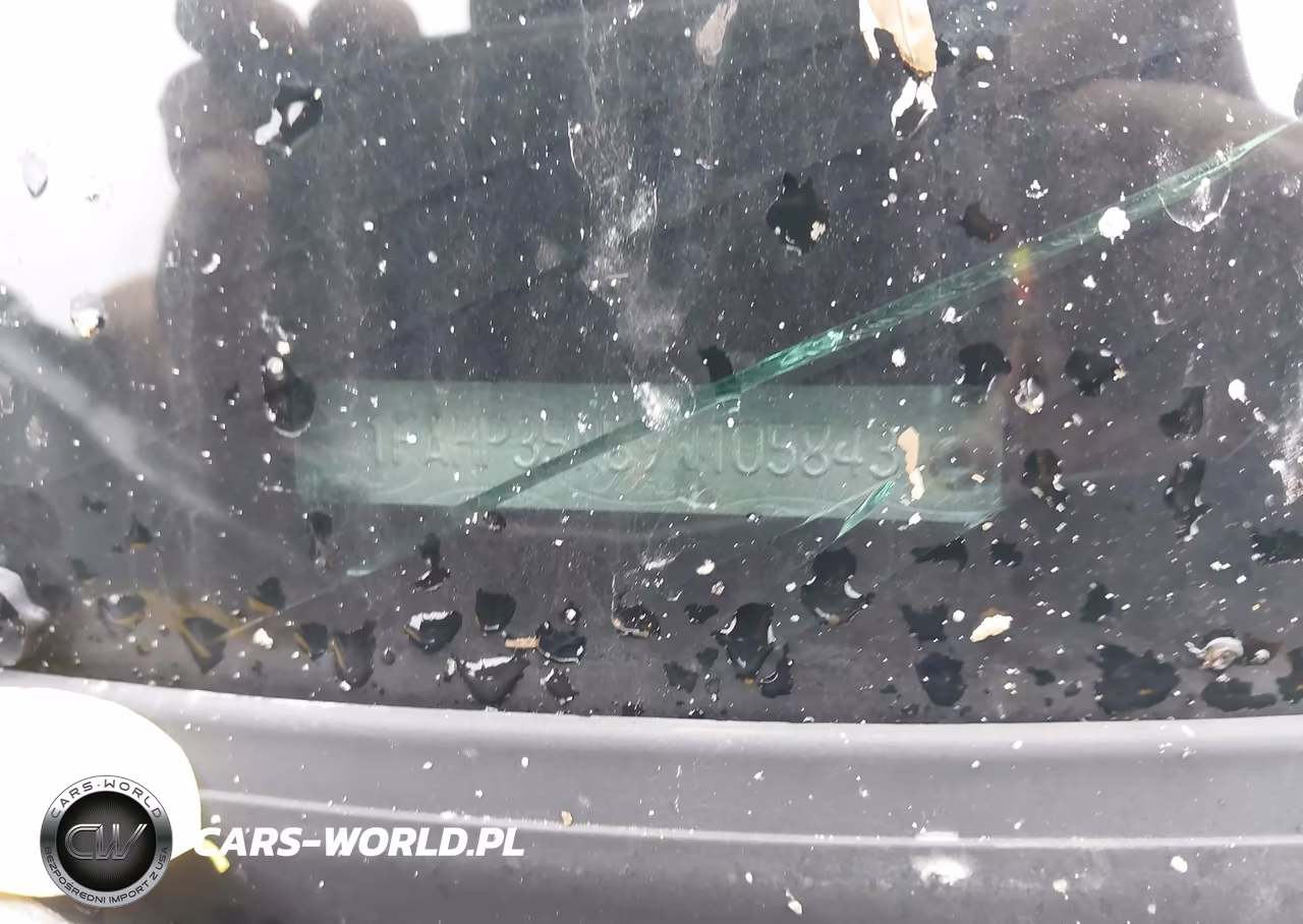 2009 Ford Focus Se VIN:1FAHP35N89W105843 - 9