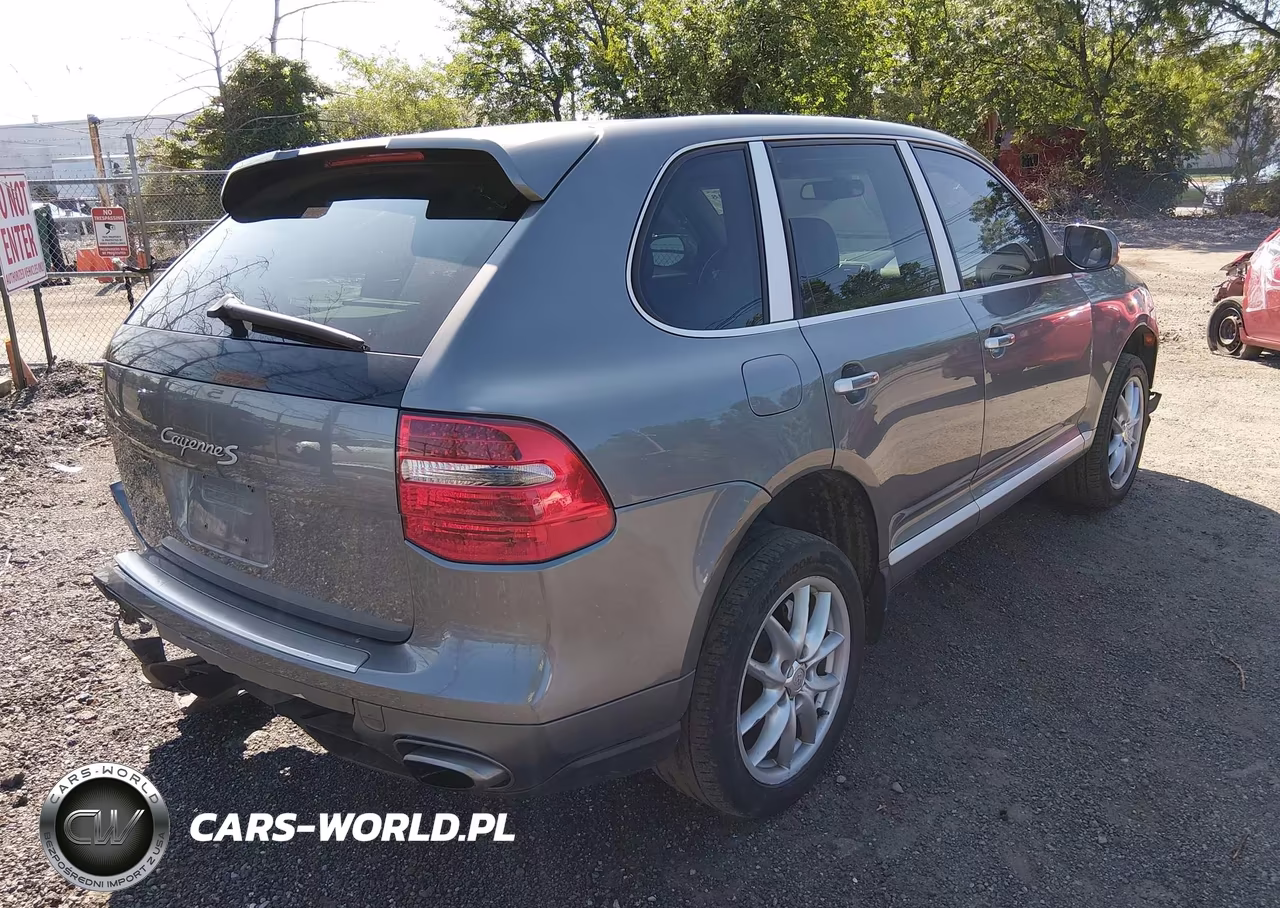 2010 Porsche Cayenne S VIN:WP1AB2AP5ALA50865 - 4