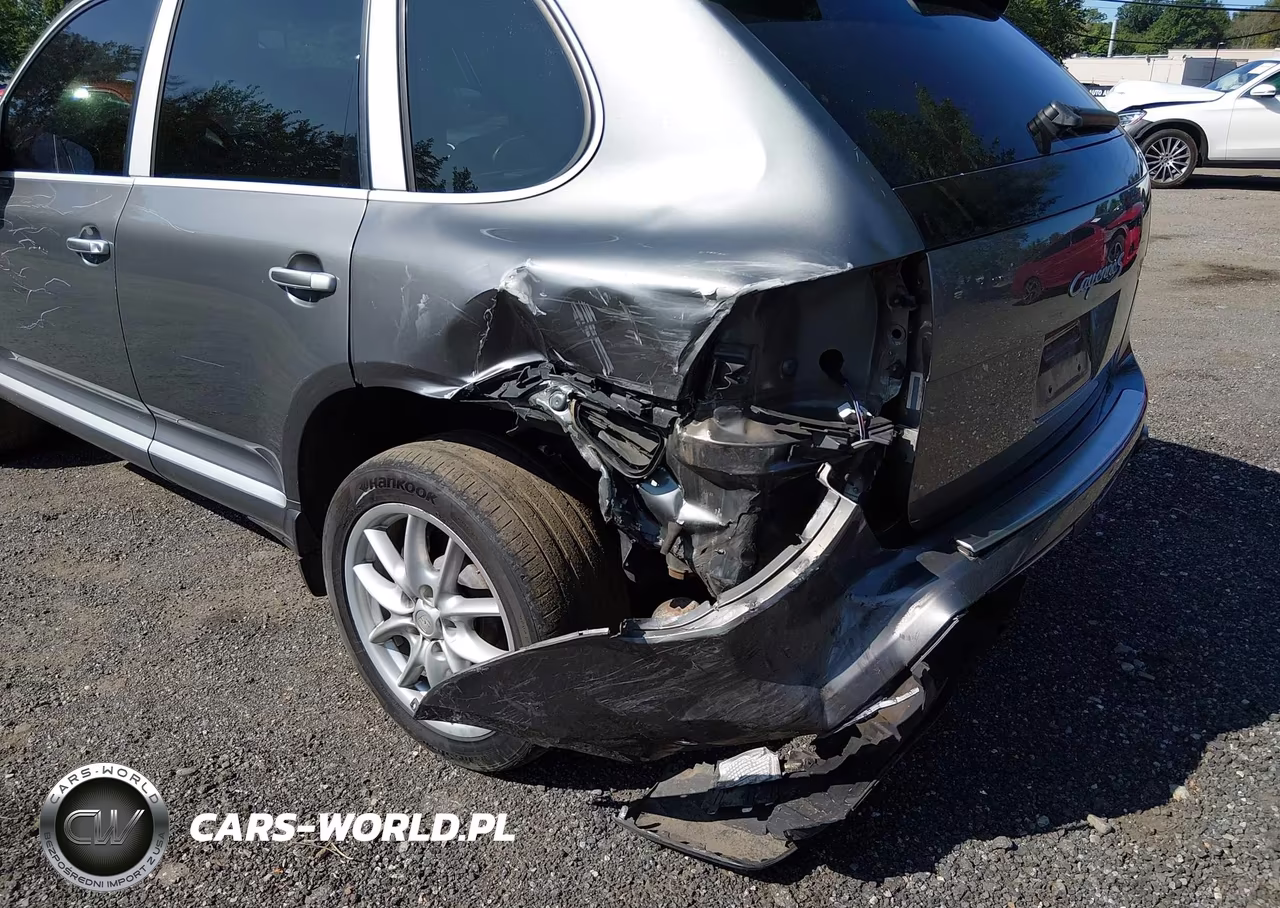 2010 Porsche Cayenne S VIN:WP1AB2AP5ALA50865 - 6
