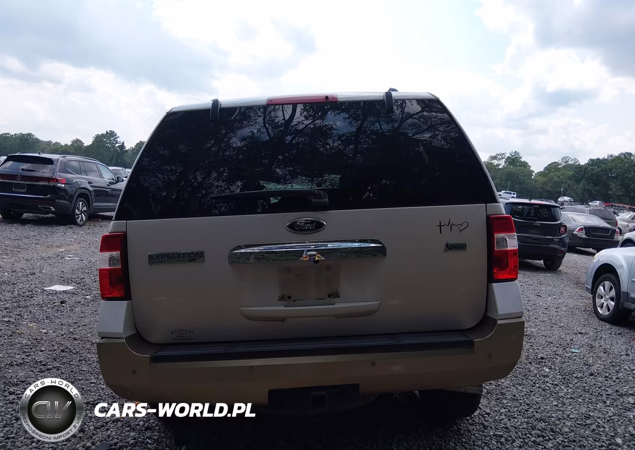 2011 Ford Expedition Xlt VIN:1FMJU1H5XBEF49785 - 17
