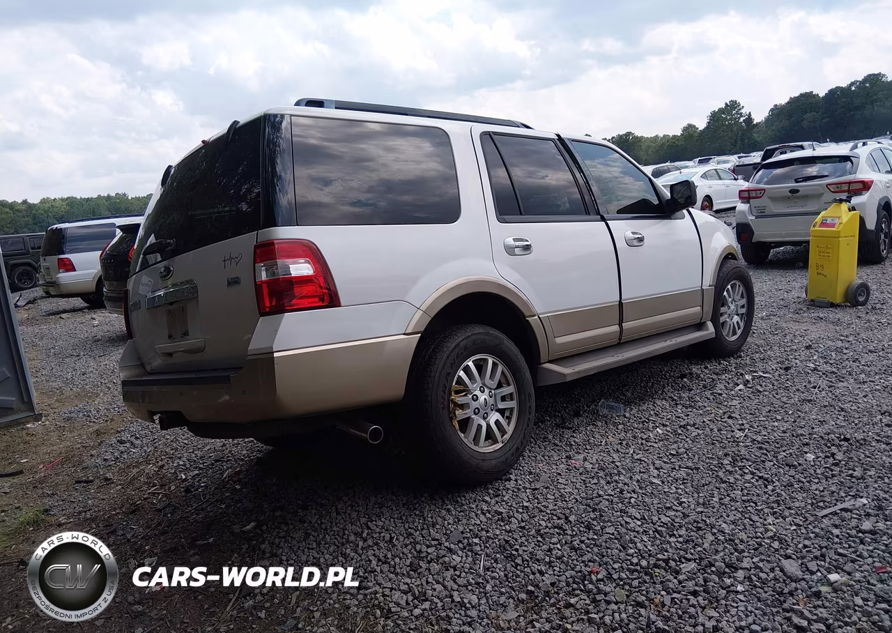 2011 Ford Expedition Xlt VIN:1FMJU1H5XBEF49785 - 4