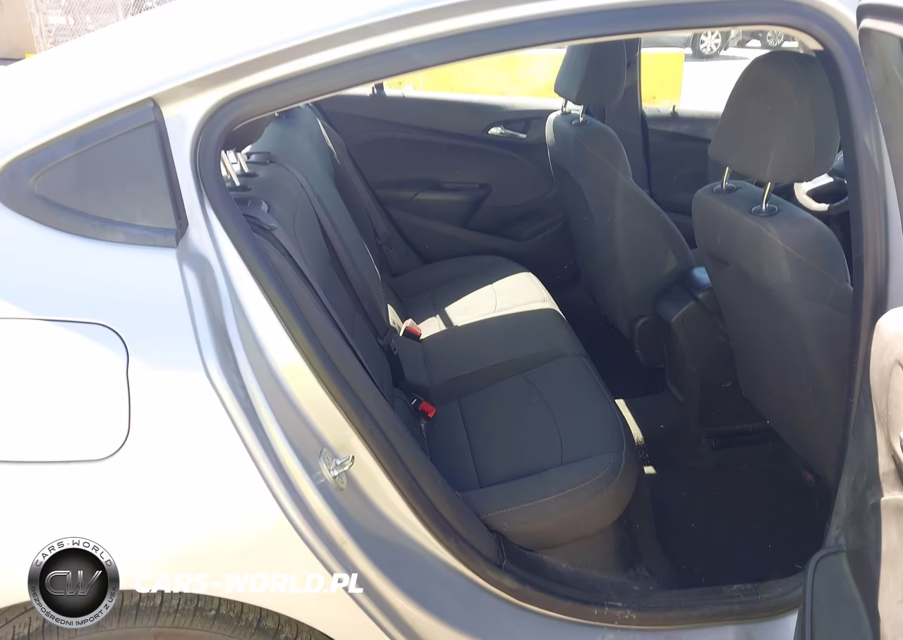 2018 Chevrolet Cruze Ls Auto VIN:1G1BC5SM2J7105539 - 8