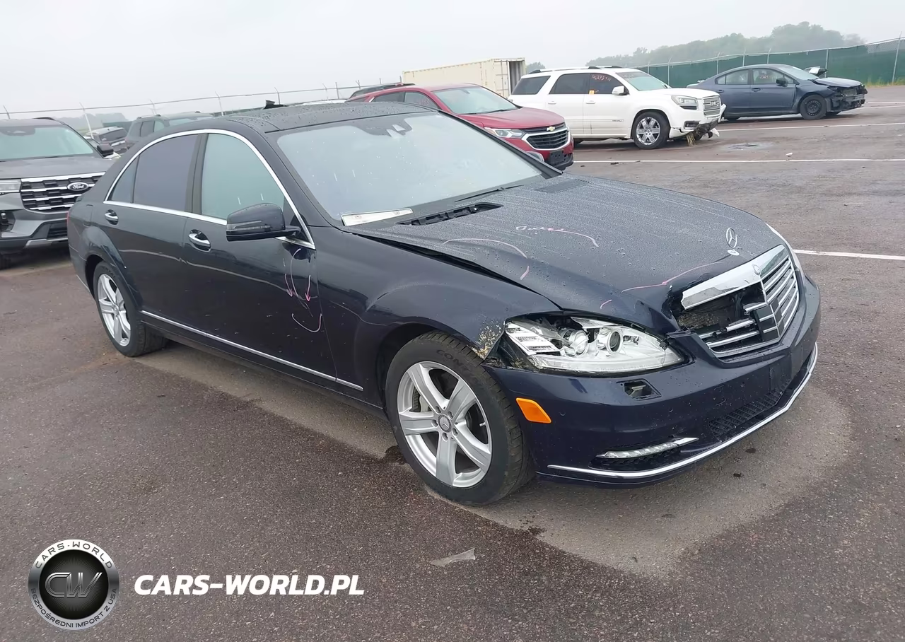 2011 Mercedes-Benz S 550 4Matic