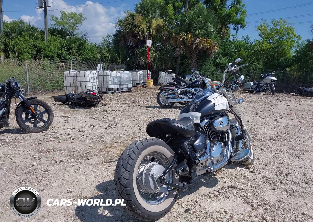 2006 Suzuki Boulevard C50 C50T VIN:JS1VS55A462110345 - 4