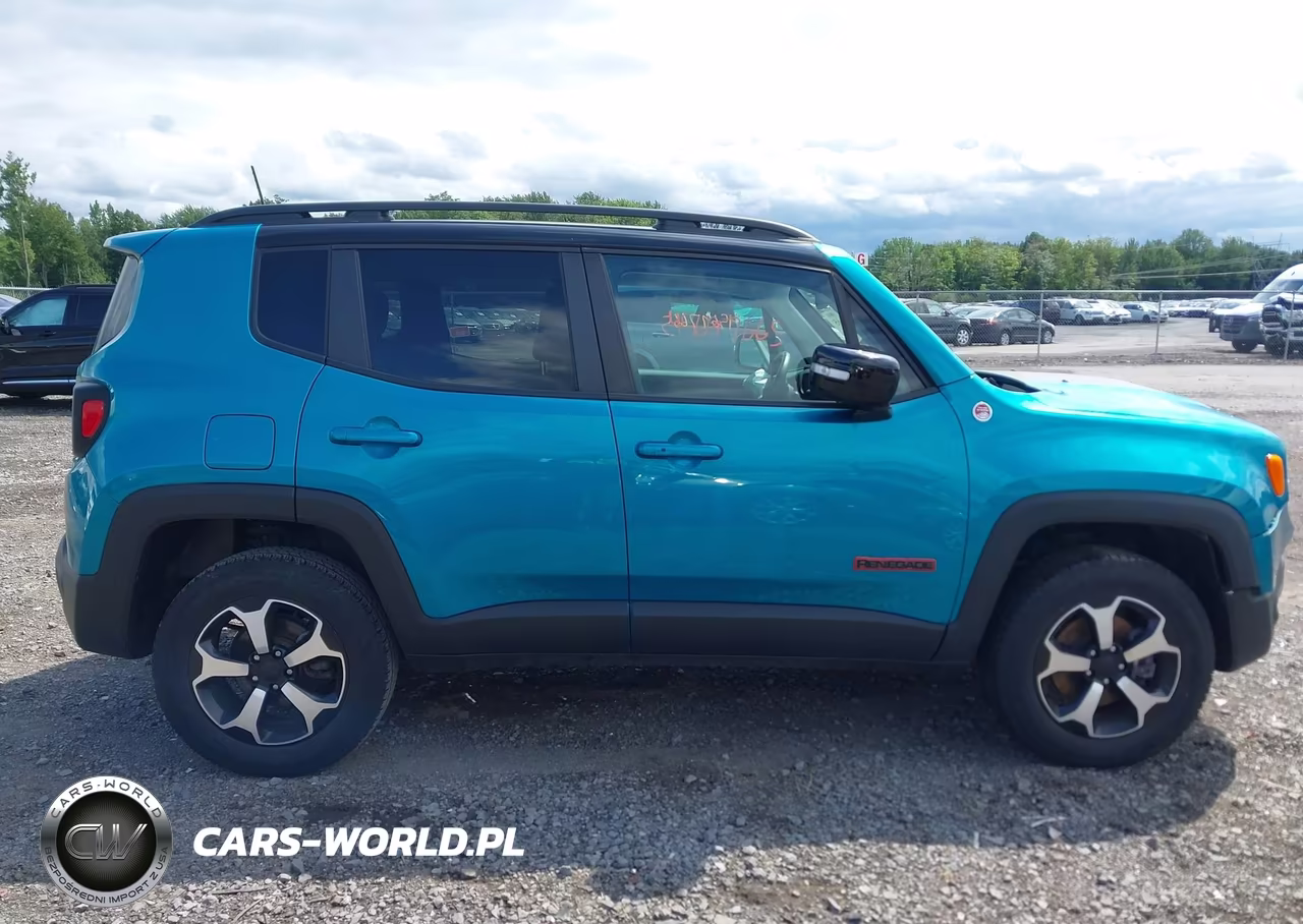 2022 Jeep Renegade Trailhawk 4X4 VIN:ZACNJDC1XNPN72500 - 13