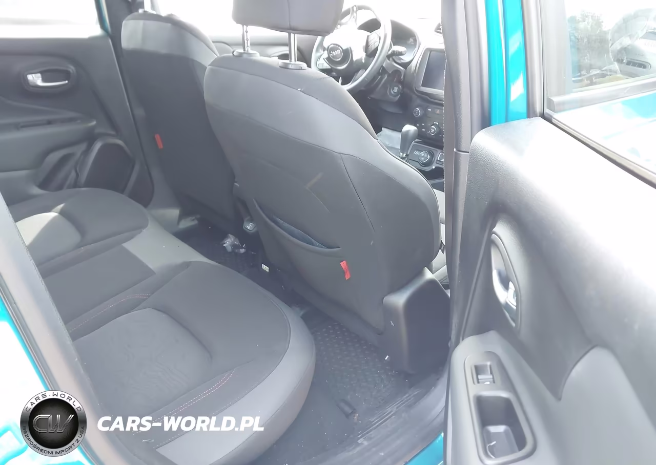 2022 Jeep Renegade Trailhawk 4X4 VIN:ZACNJDC1XNPN72500 - 8
