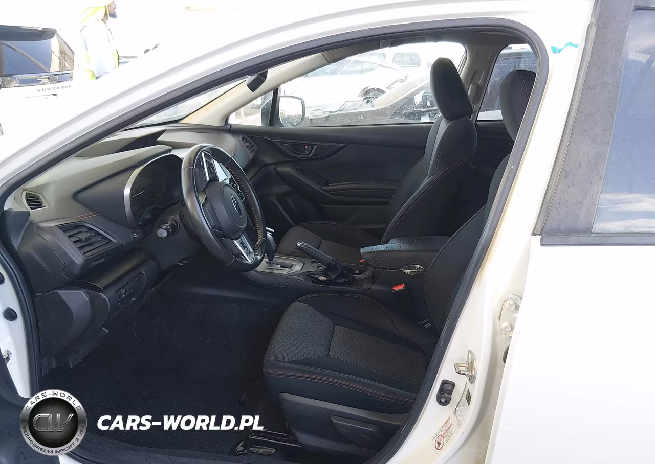 2020 Subaru Crosstrek Premium VIN:JF2GTAPC3L8270875 - 6