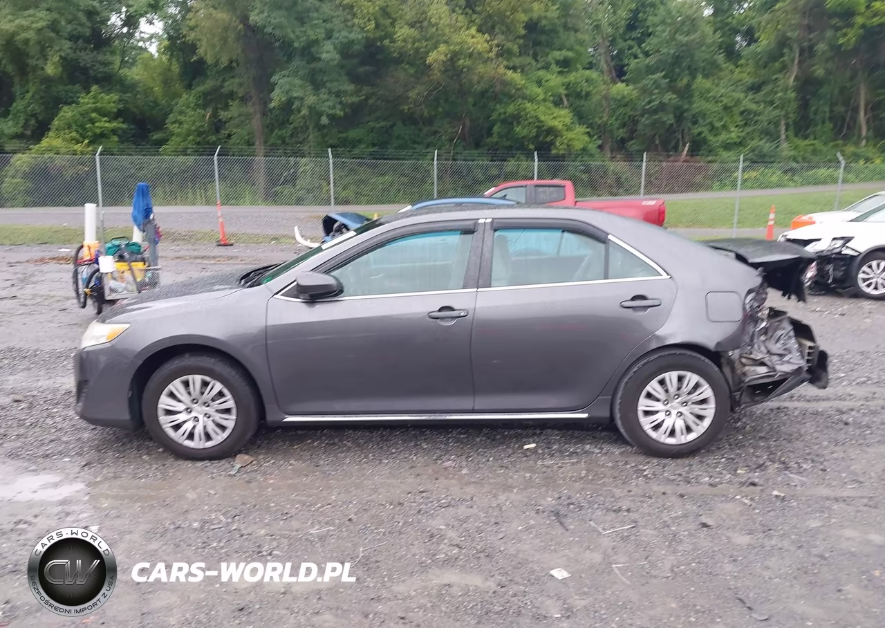 2013 Toyota Camry Le VIN:4T4BF1FK6DR319831 - 14