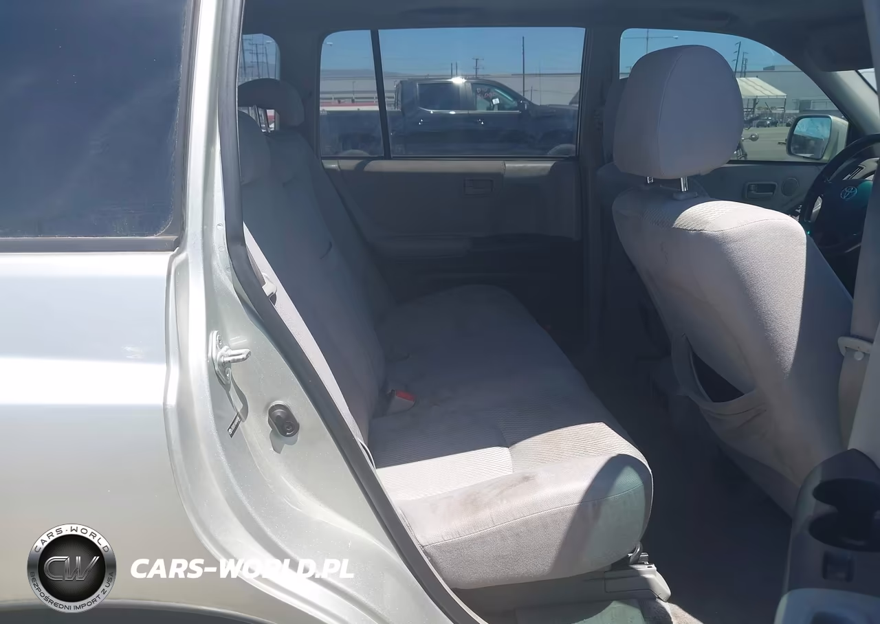 2004 Toyota Highlander V6 VIN:JTEDP21A040004437 - 8