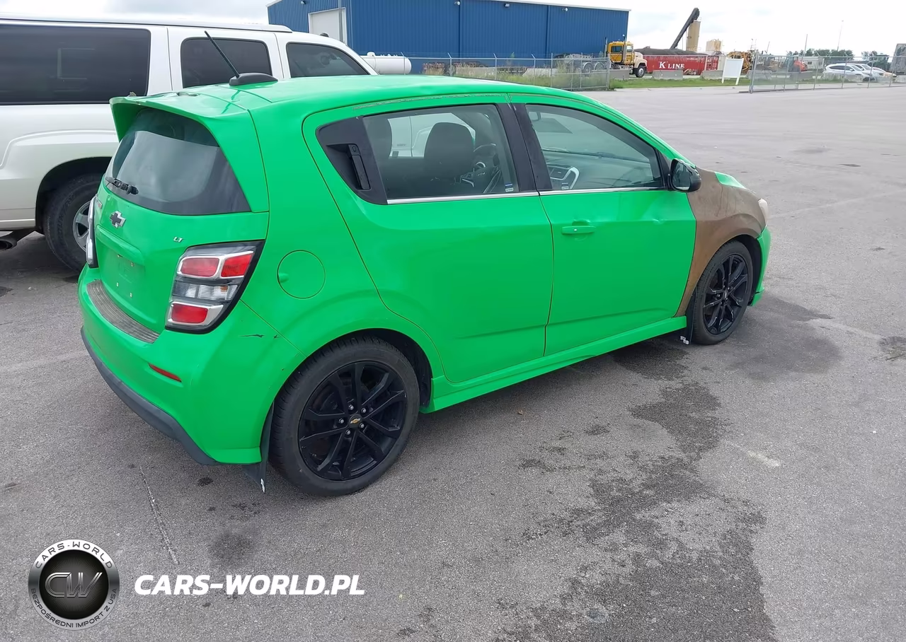 2017 Chevrolet Sonic Lt Auto VIN:1G1JD6SB4H4151298 - 4