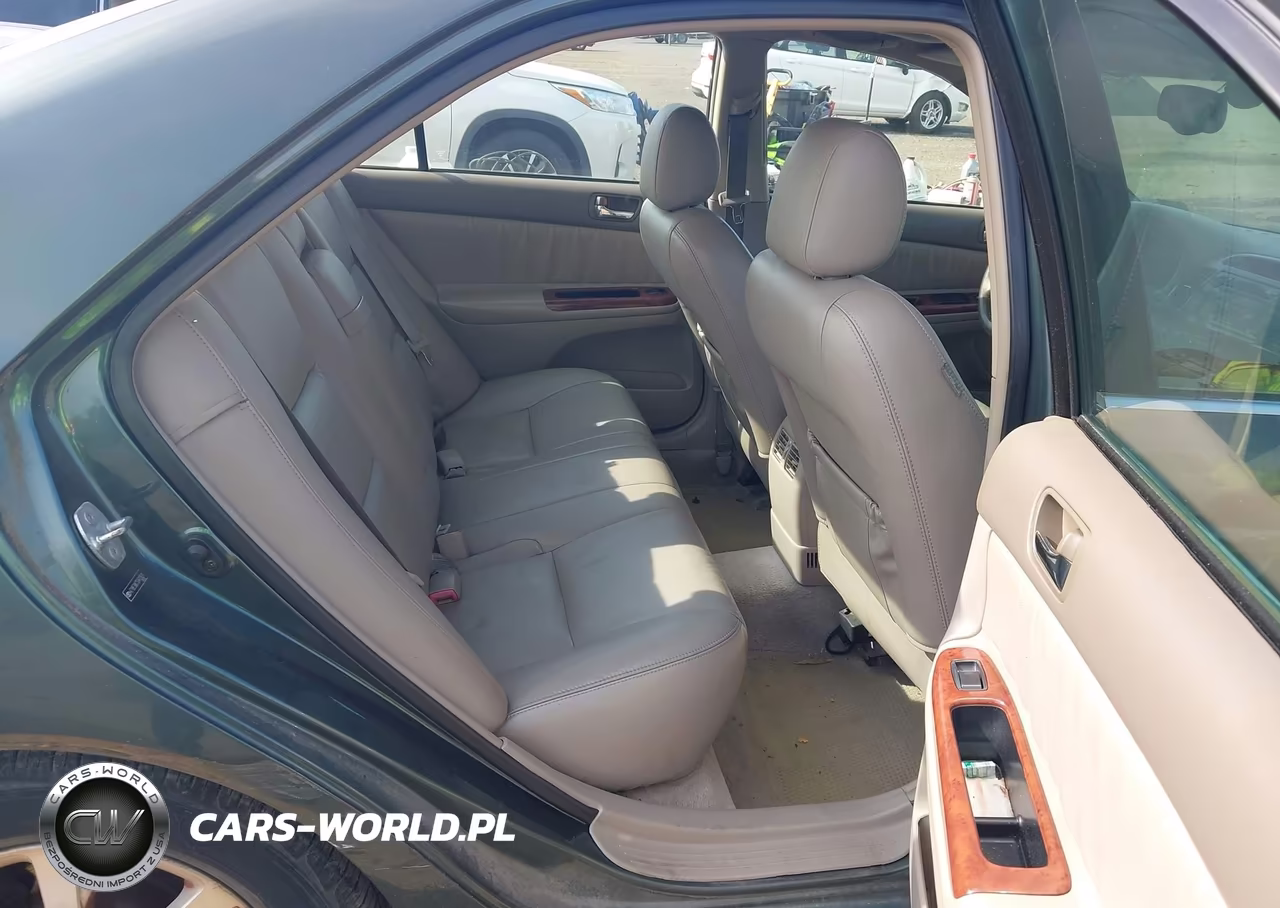 2005 Toyota Camry Xle VIN:4T1BE30K75U412831 - 8