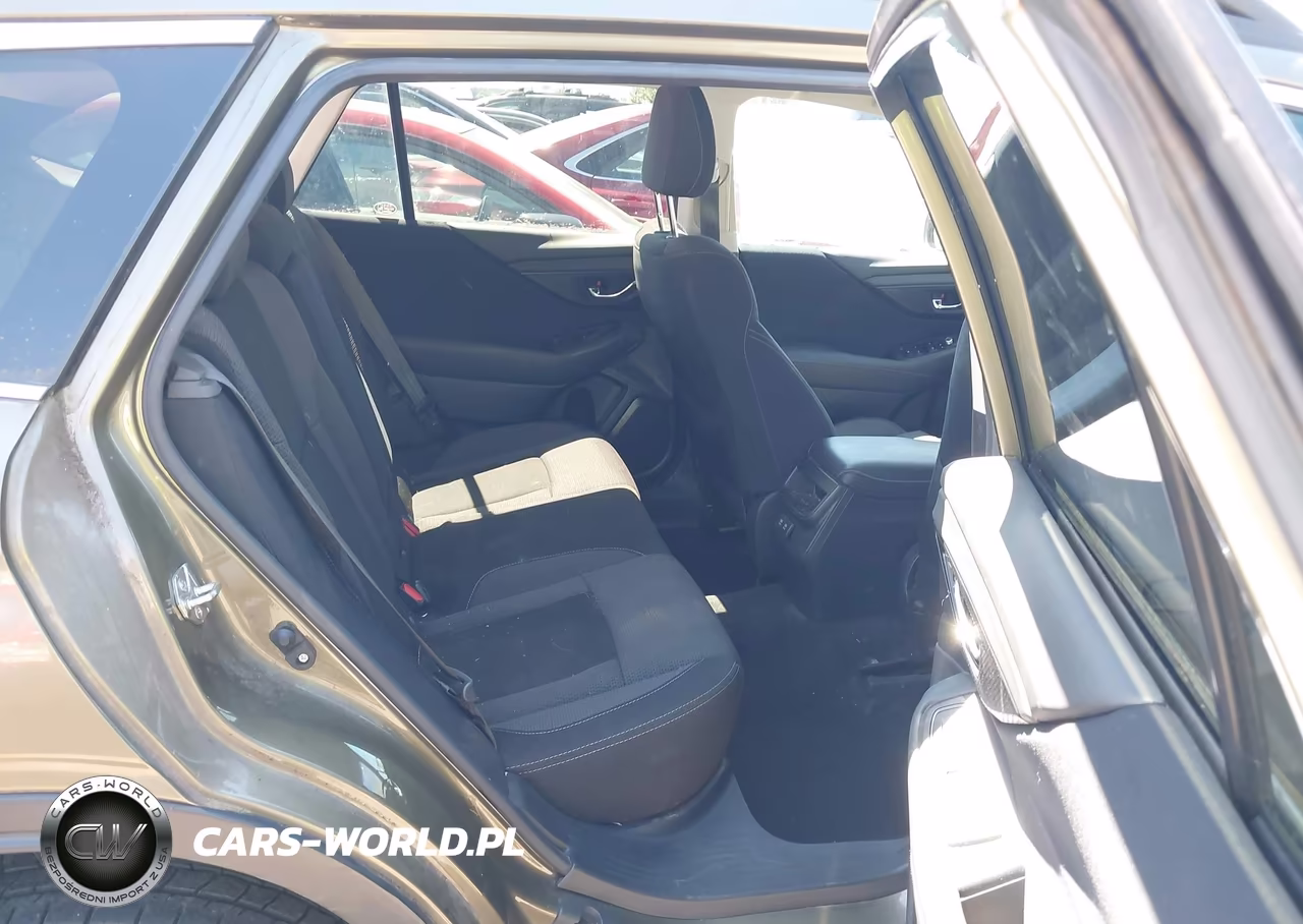 2020 Subaru Outback Premium VIN:4S4BTACC9L3166799 - 8