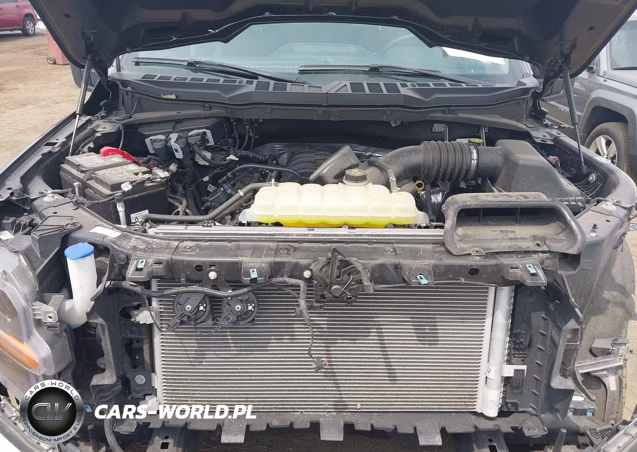 2025 Ford F-150 Xlt VIN:1FTFW3L58SKE53551 - 10