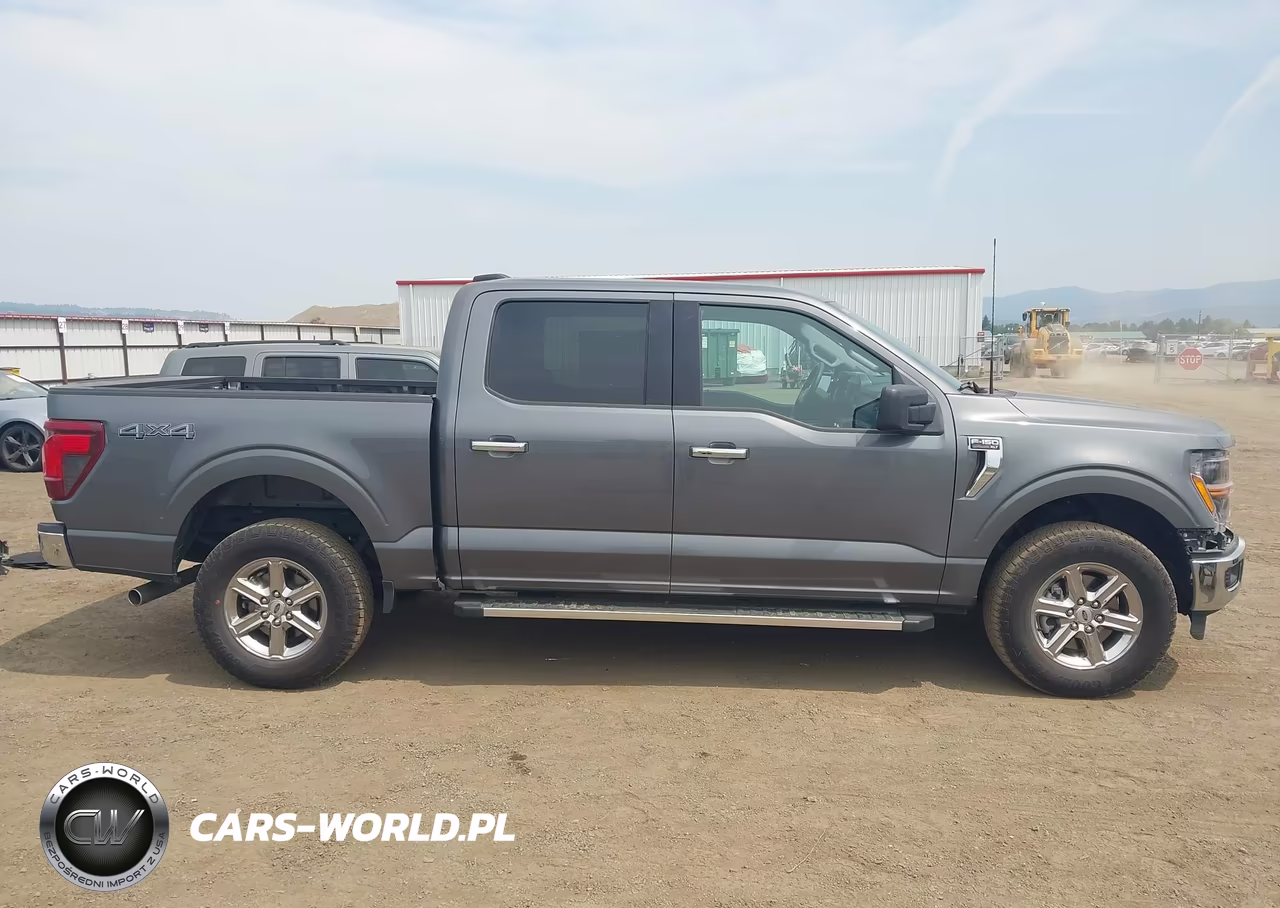 2025 Ford F-150 Xlt VIN:1FTFW3L58SKE53551 - 14