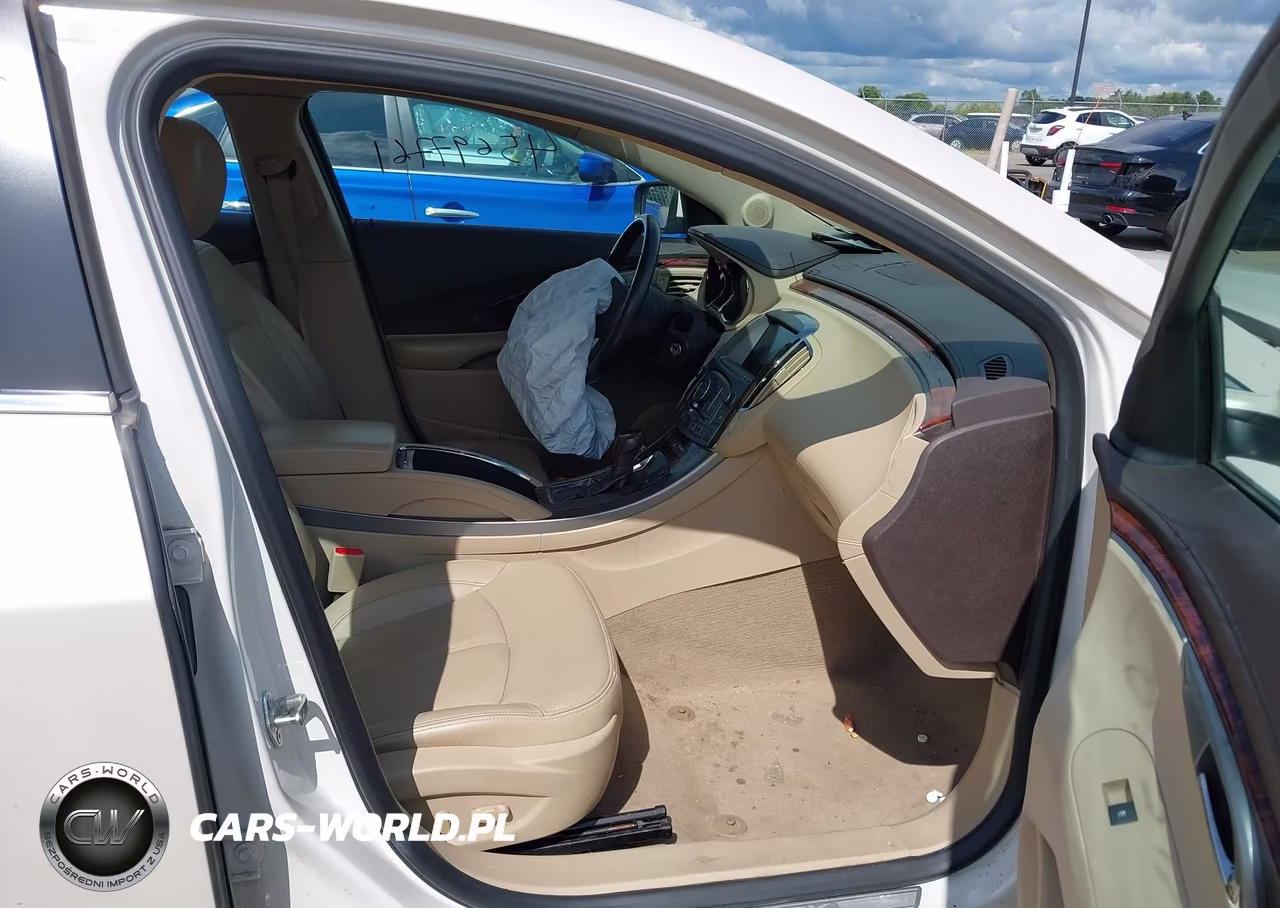 2013 Buick Lacrosse Leather Group VIN:1G4GC5E38DF304973 - 5