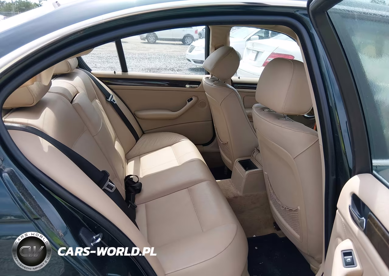 2001 BMW 325I VIN:WBAAV33421FV03921 - 8