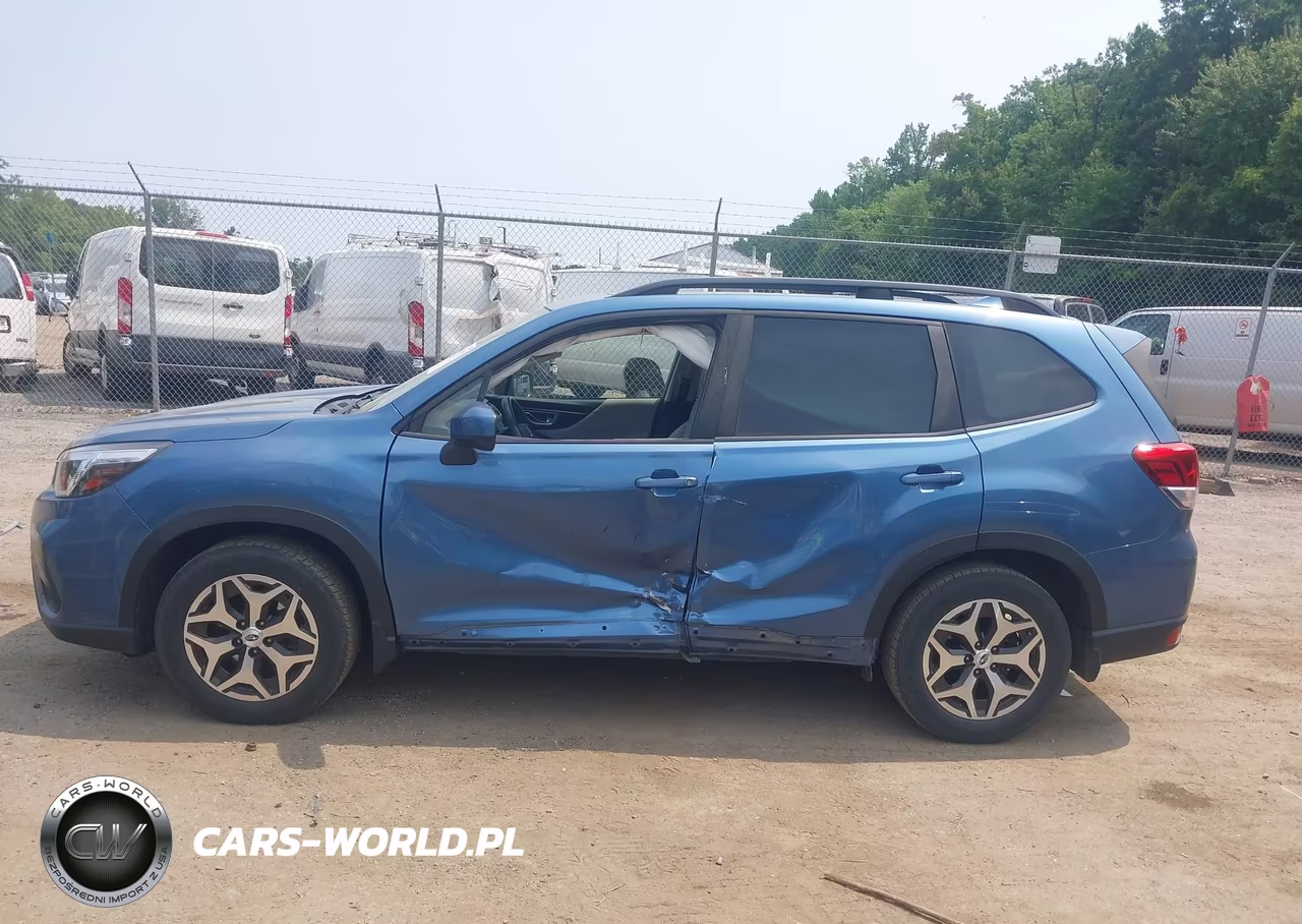 2020 Subaru Forester Premium VIN:JF2SKAJC0LH411620 - 14