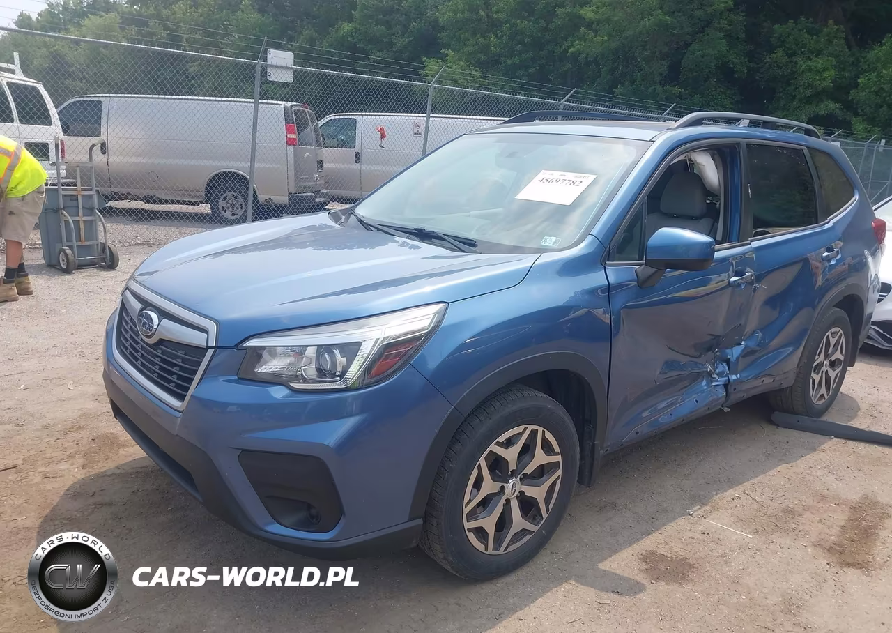2020 Subaru Forester Premium VIN:JF2SKAJC0LH411620 - 2