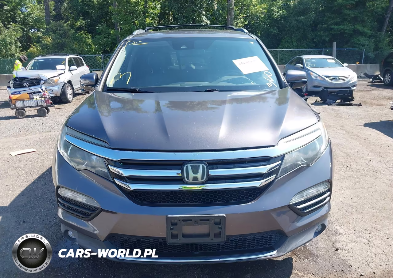 2016 Honda Pilot Touring VIN:5FNYF6H98GB064676 - 12