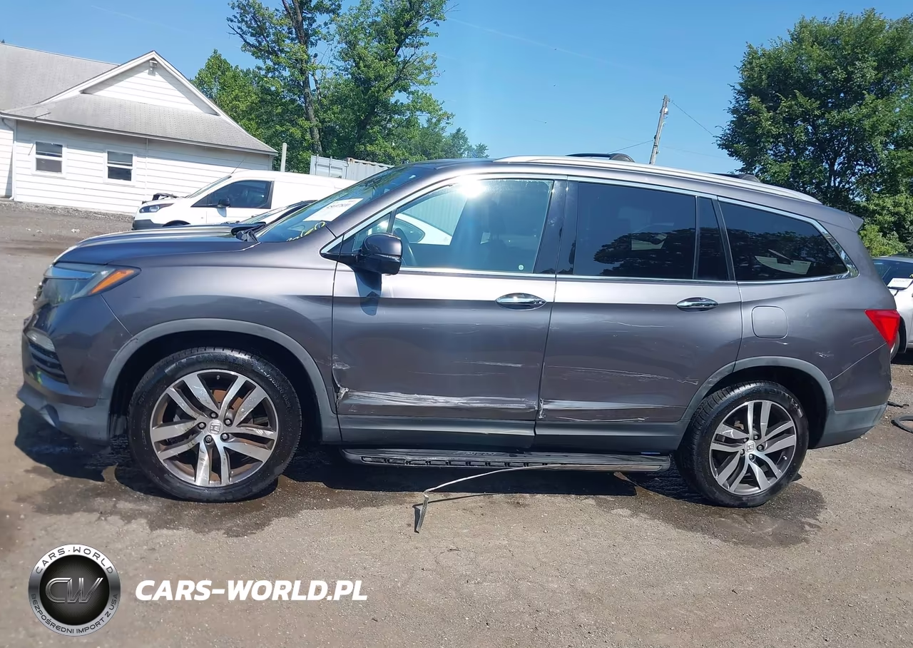 2016 Honda Pilot Touring VIN:5FNYF6H98GB064676 - 14