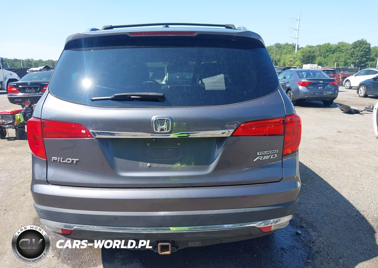 2016 Honda Pilot Touring VIN:5FNYF6H98GB064676 - 16