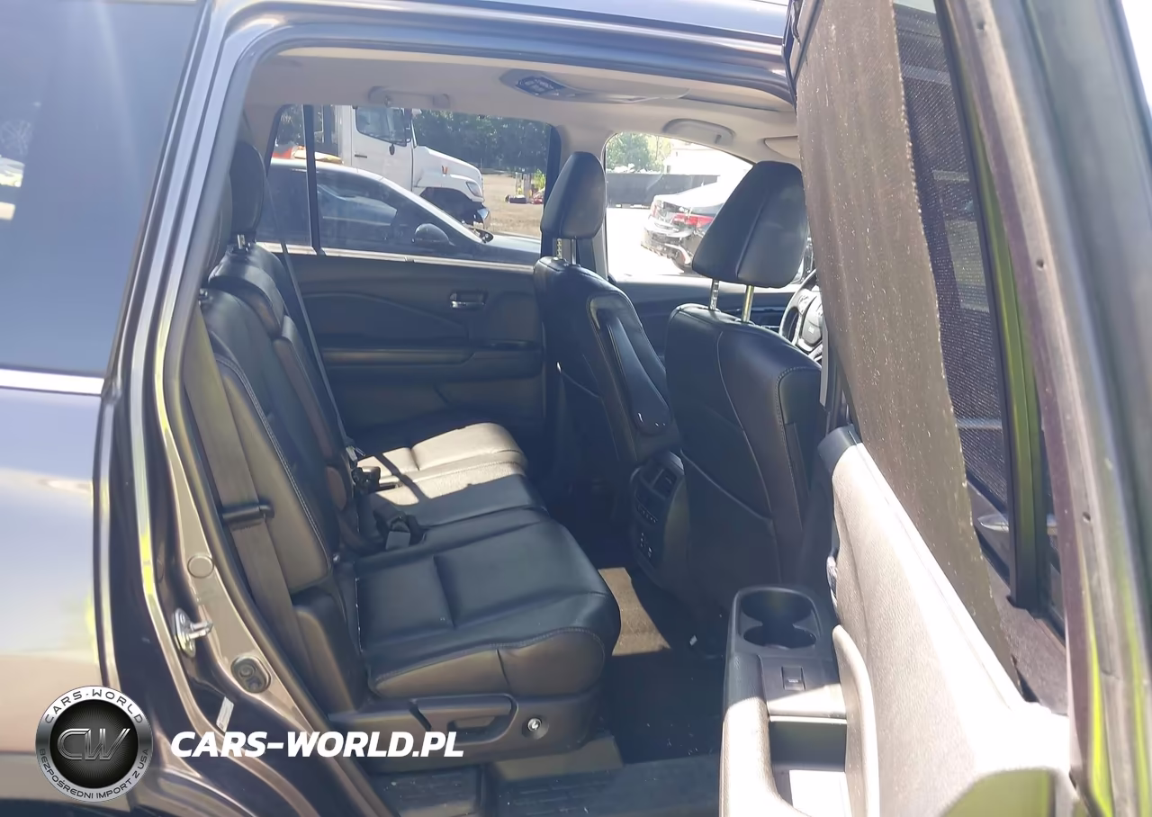 2016 Honda Pilot Touring VIN:5FNYF6H98GB064676 - 8