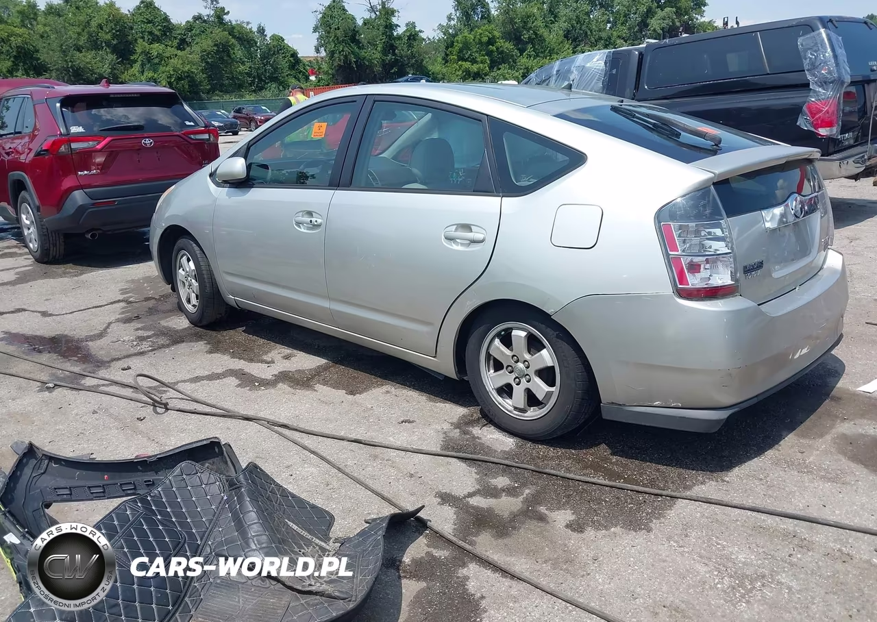 2005 Toyota Prius VIN:JTDKB20U850121156 - 3