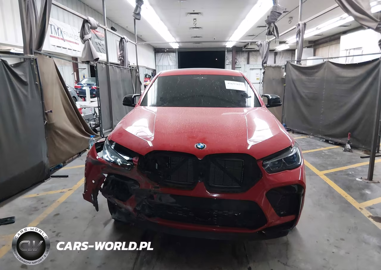 2023 BMW X6 M VIN:5YMCY0C09P9R75112 - 13
