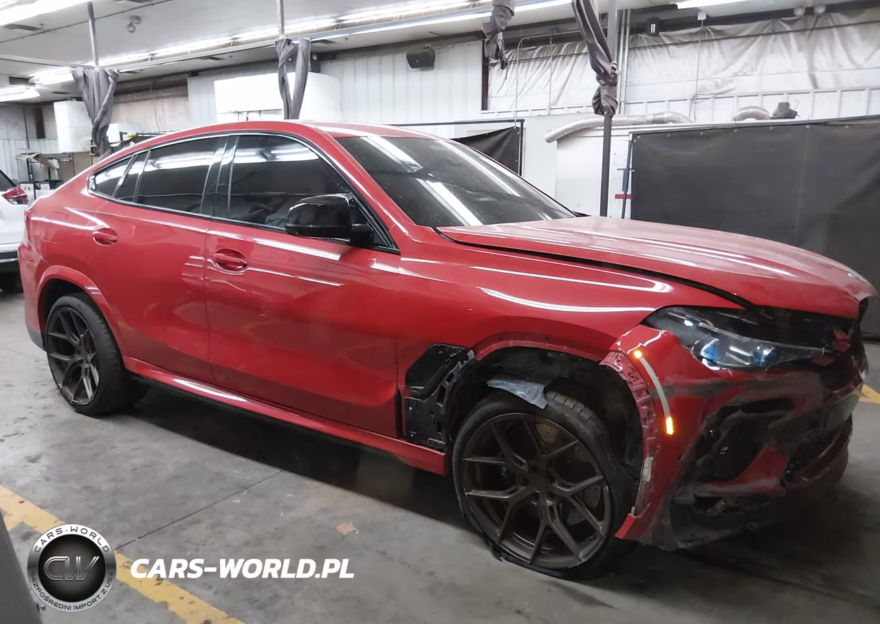 2023 BMW X6 M VIN:5YMCY0C09P9R75112 - 14