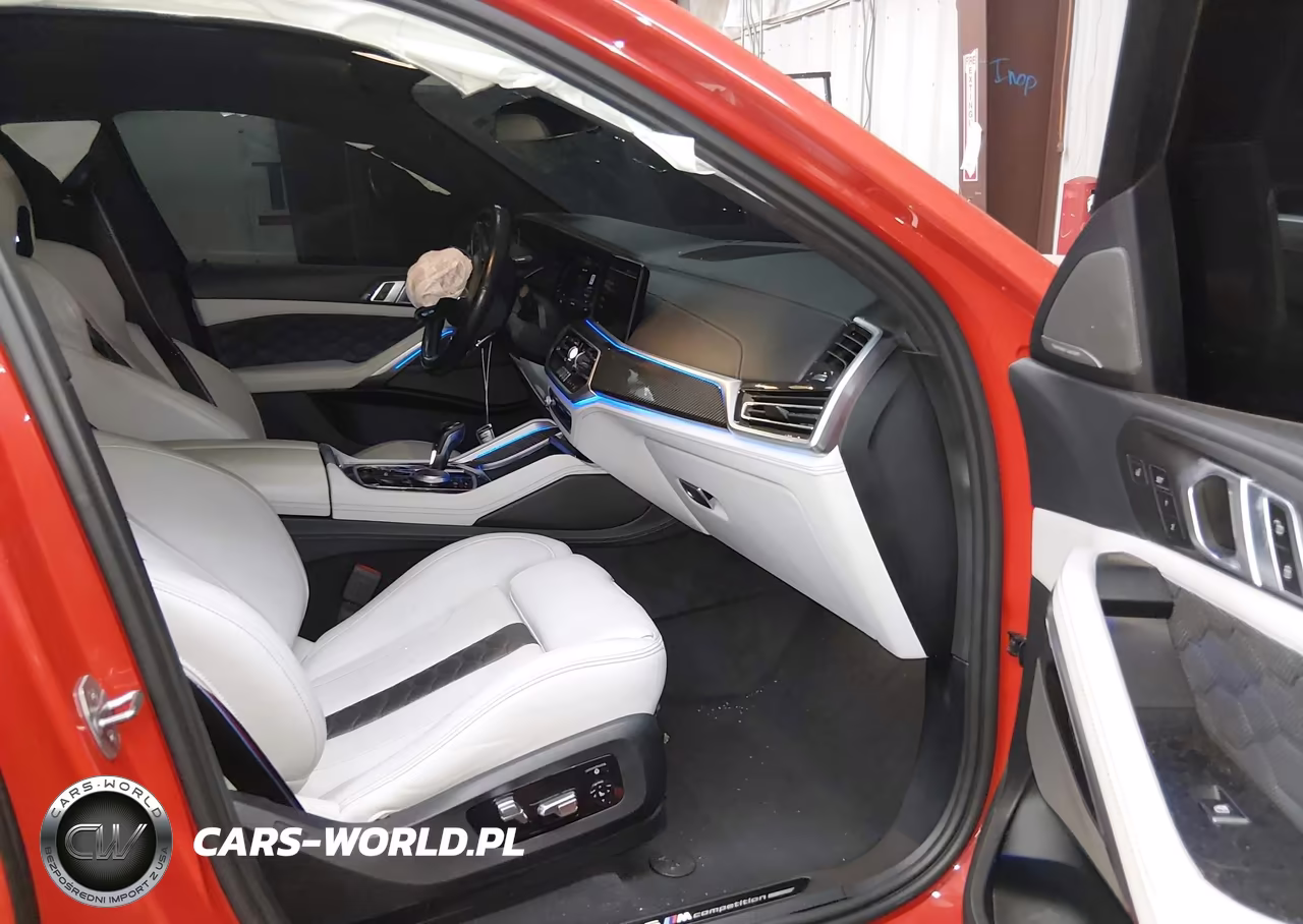 2023 BMW X6 M VIN:5YMCY0C09P9R75112 - 5