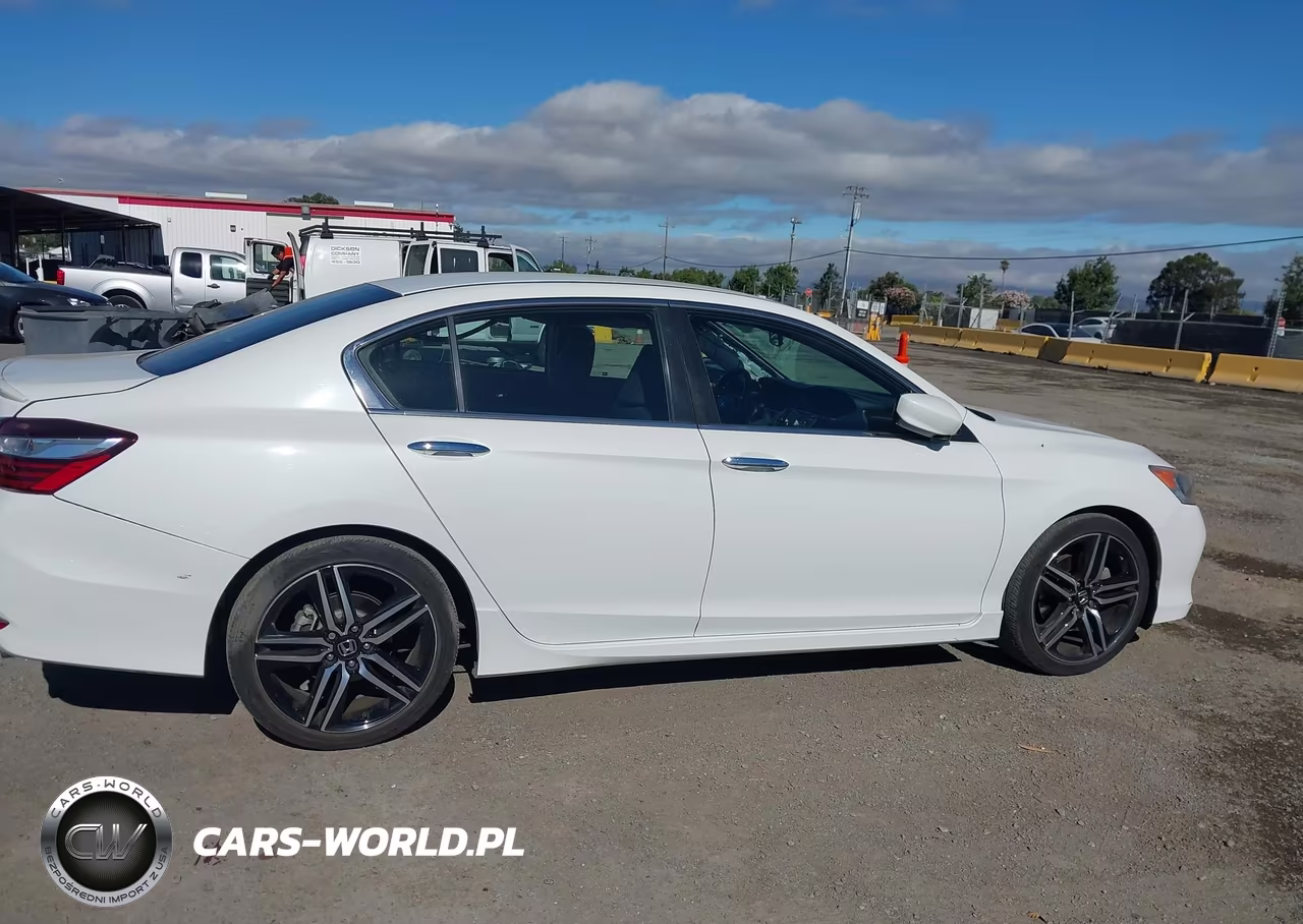 2017 Honda Accord Sport Se VIN:1HGCR2F16HA291187 - 15