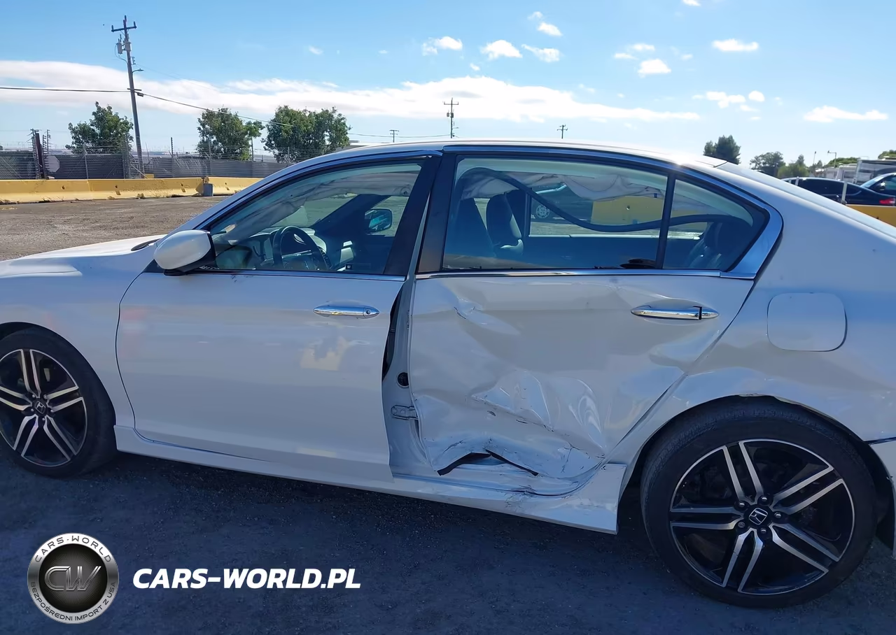 2017 Honda Accord Sport Se VIN:1HGCR2F16HA291187 - 16