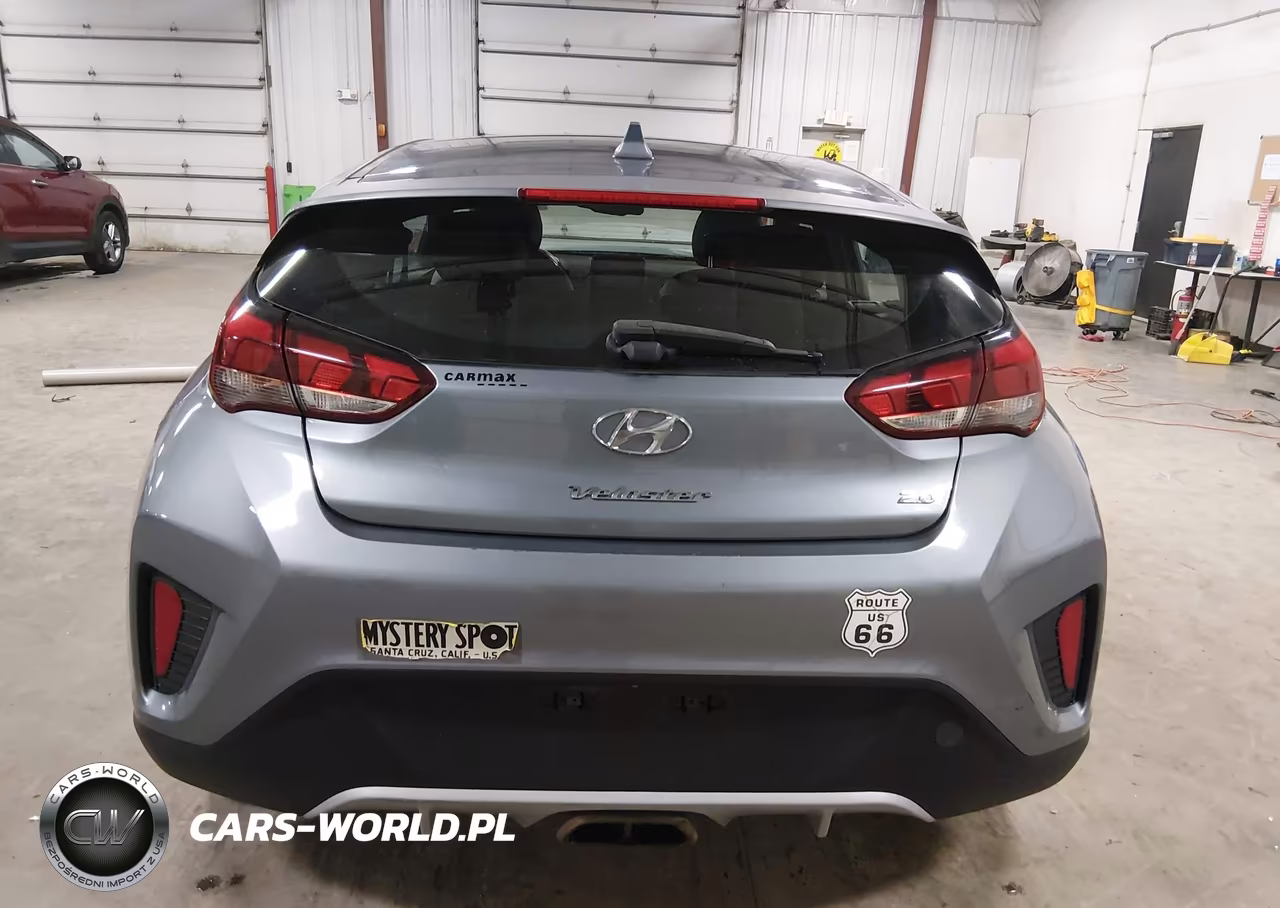 2019 Hyundai Veloster 2.0 Premium VIN:KMHTG6AF7KU004245 - 17