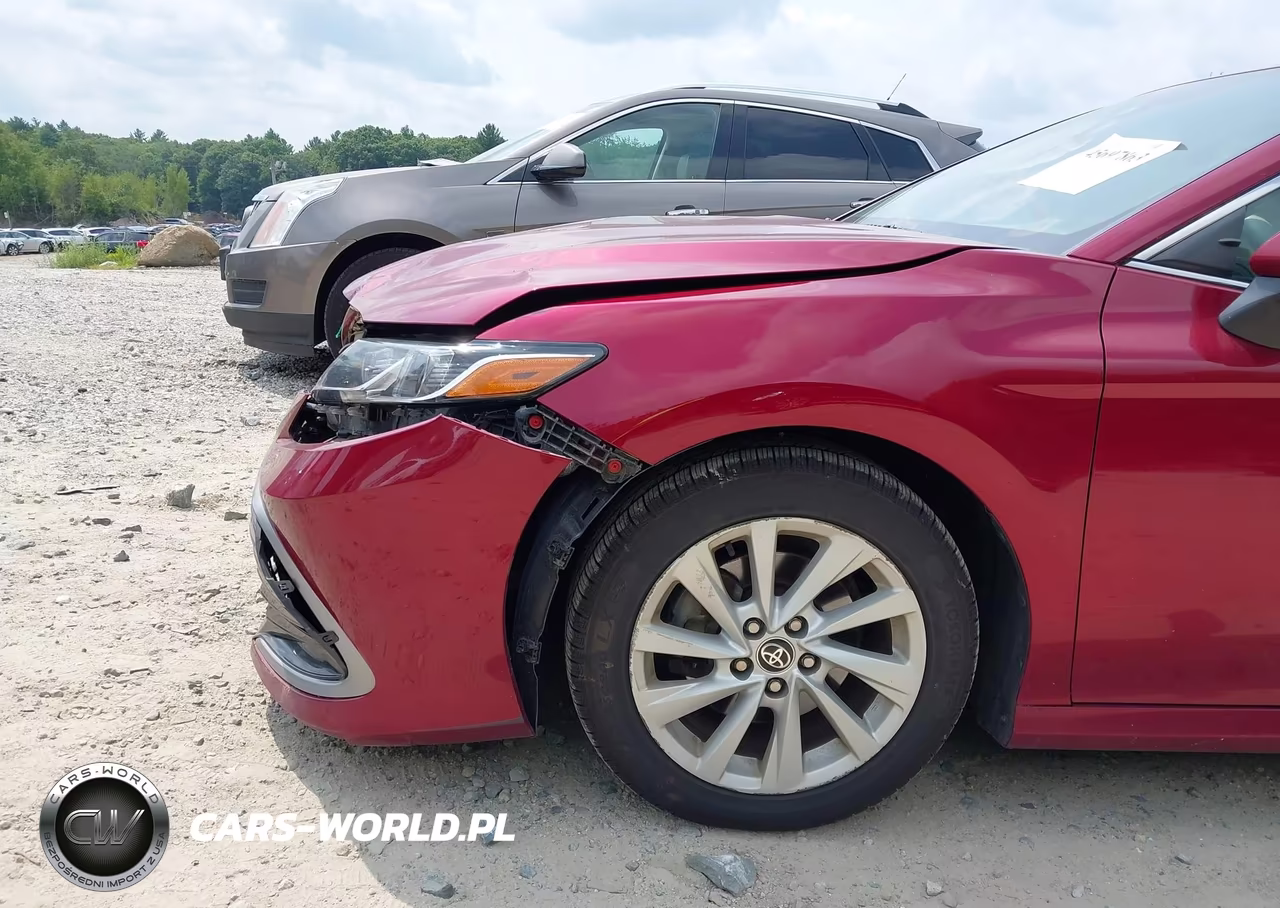 2021 Toyota Camry Le VIN:4T1C11AK8MU601876 - 20