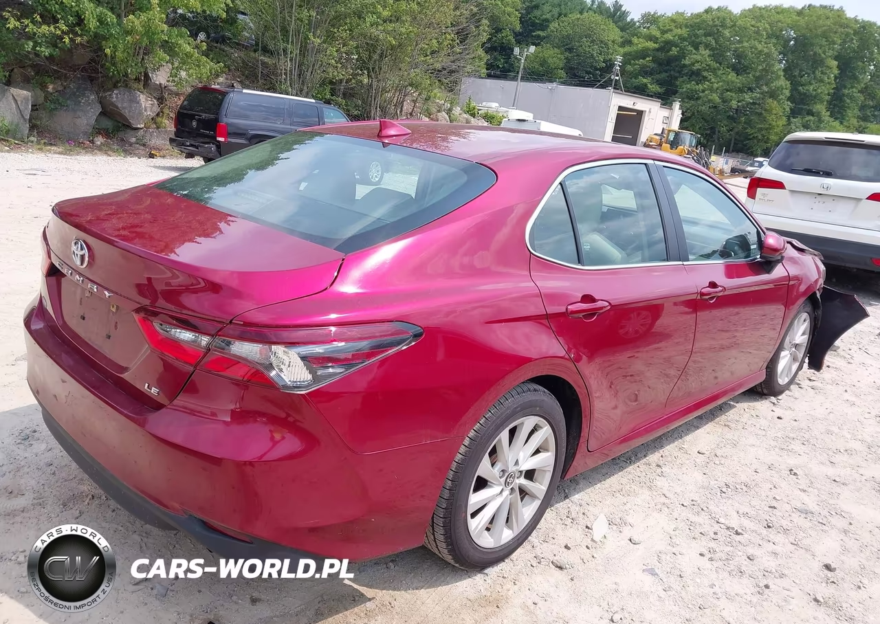 2021 Toyota Camry Le VIN:4T1C11AK8MU601876 - 4