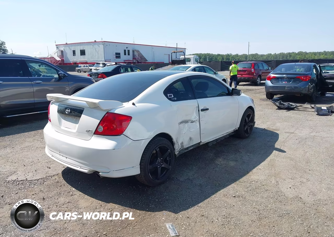 2005 Scion Tc VIN:JTKDE167750047006 - 4